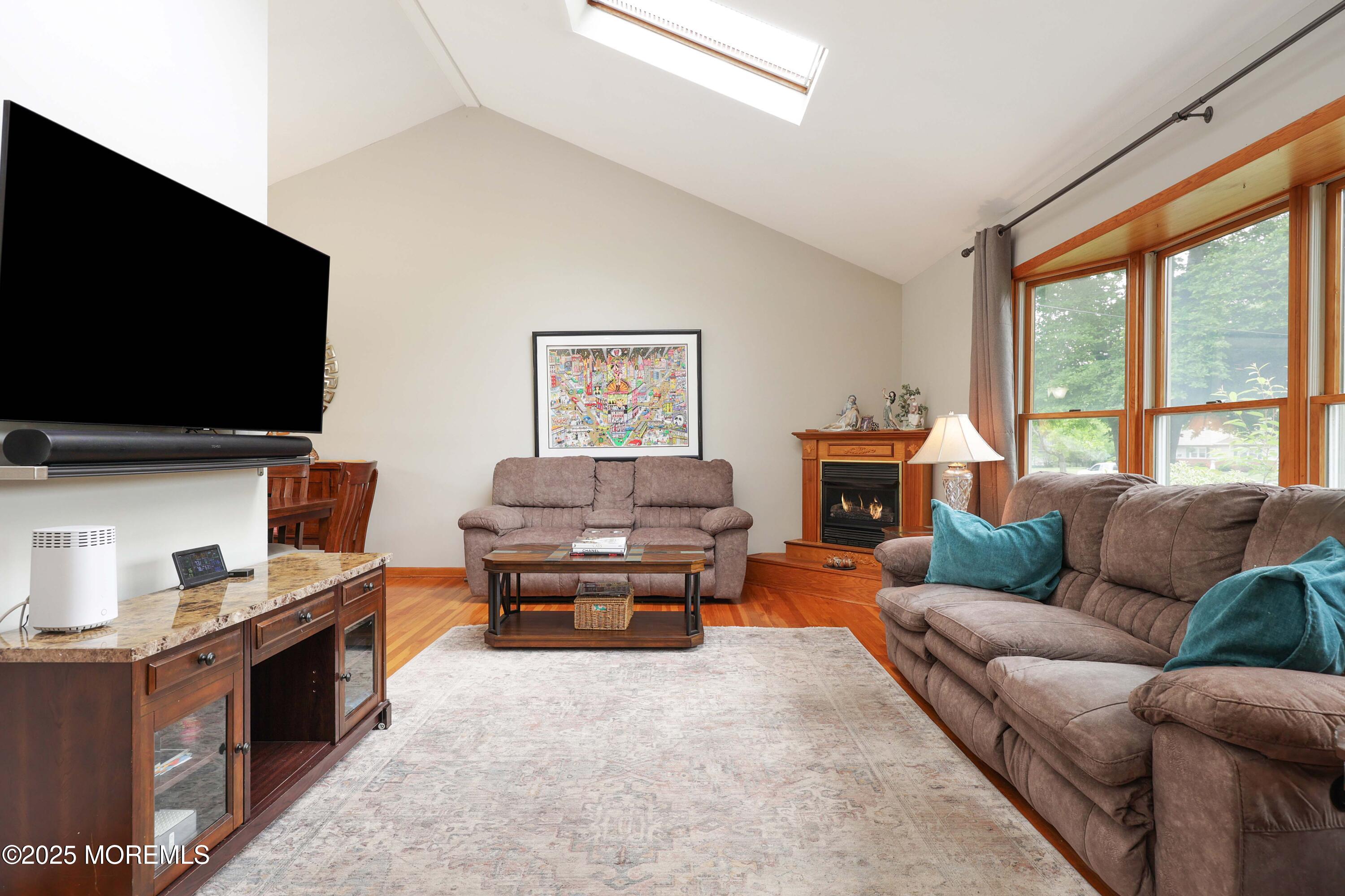 2 Nassau Place, Middletown, NJ, 07748 image 9