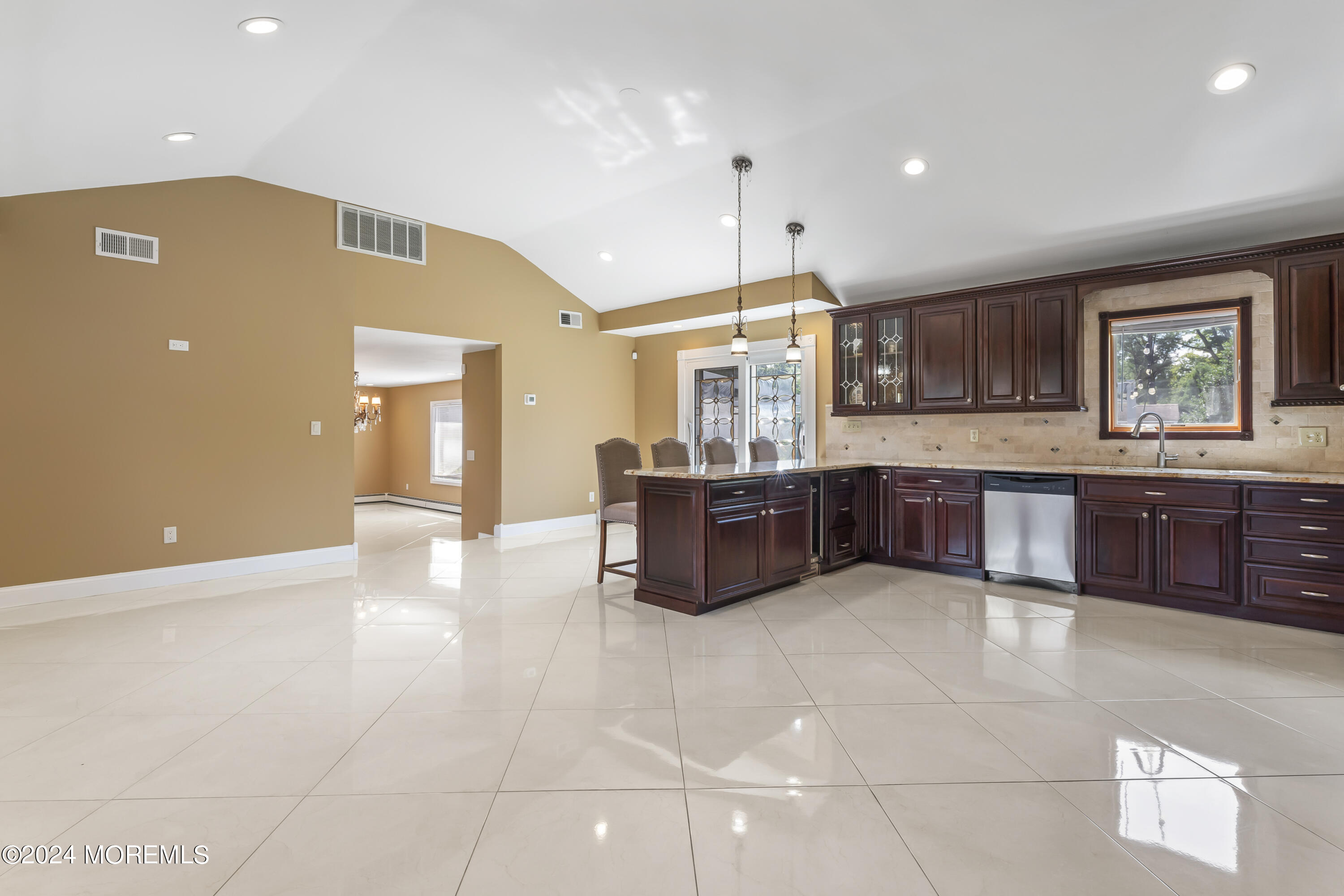 11 Water Street, Colts Neck, NJ, 07722 image 6