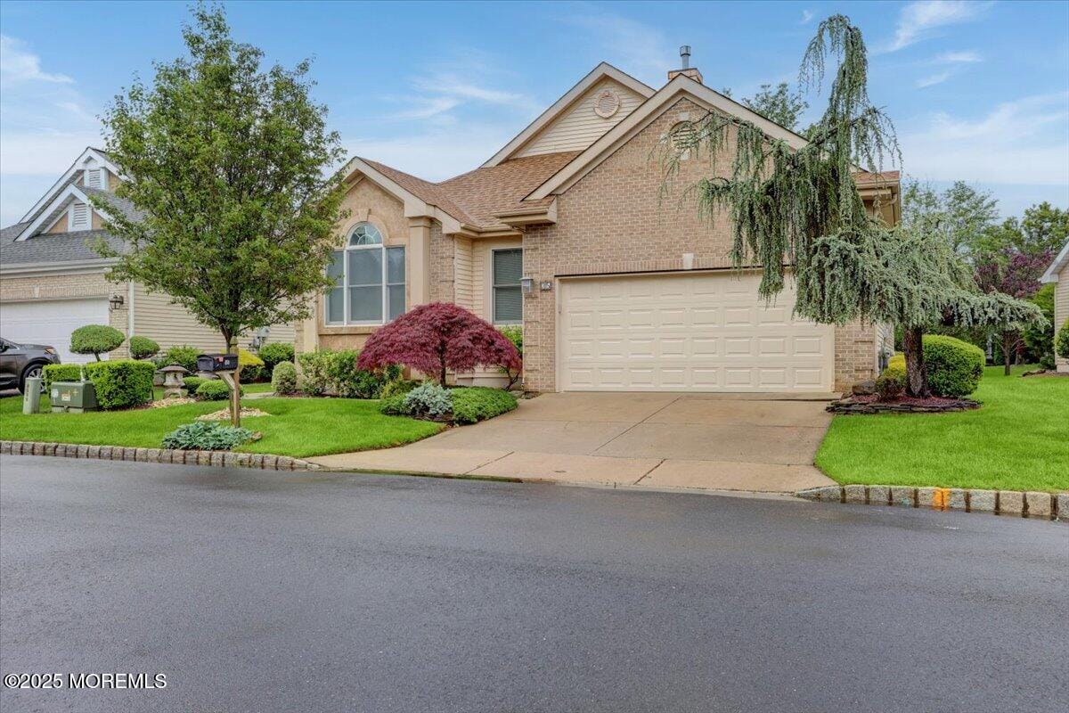 35 Brighton Court, Monroe, NJ, 08831