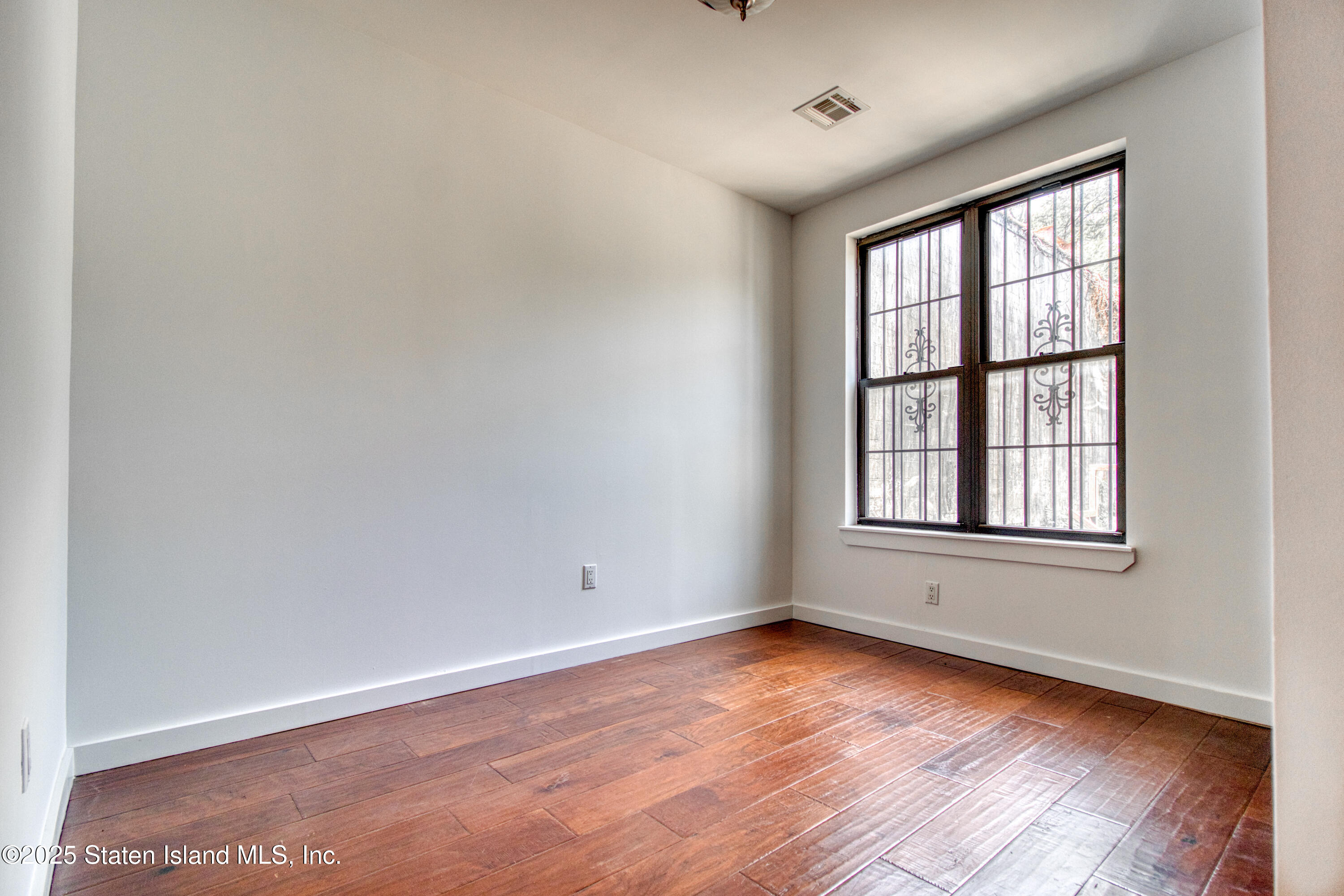 151 Noll Street, Brooklyn, NY, 11206 image 8