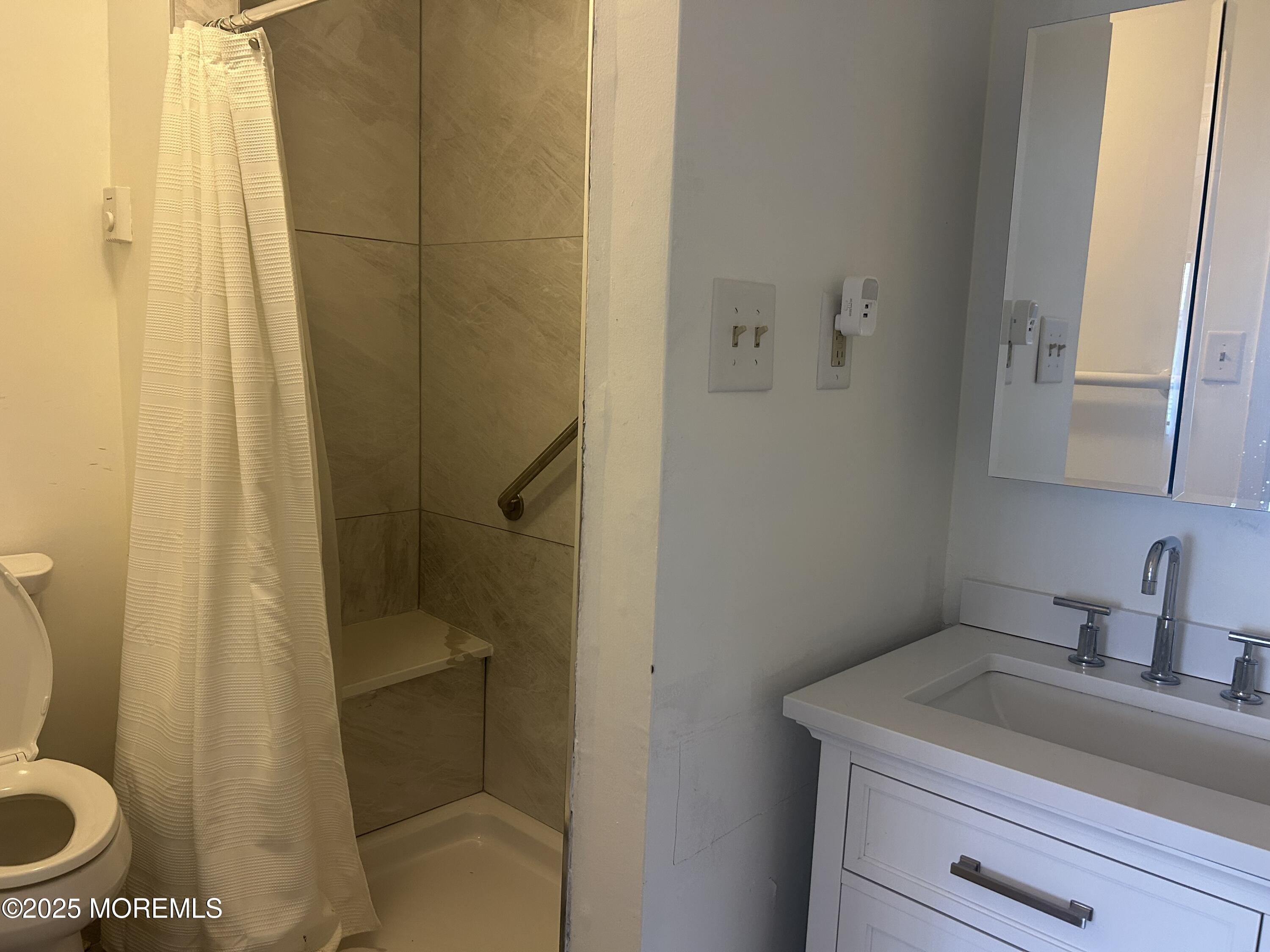 12 Medford Court, Red Bank, NJ, 07701 image 15