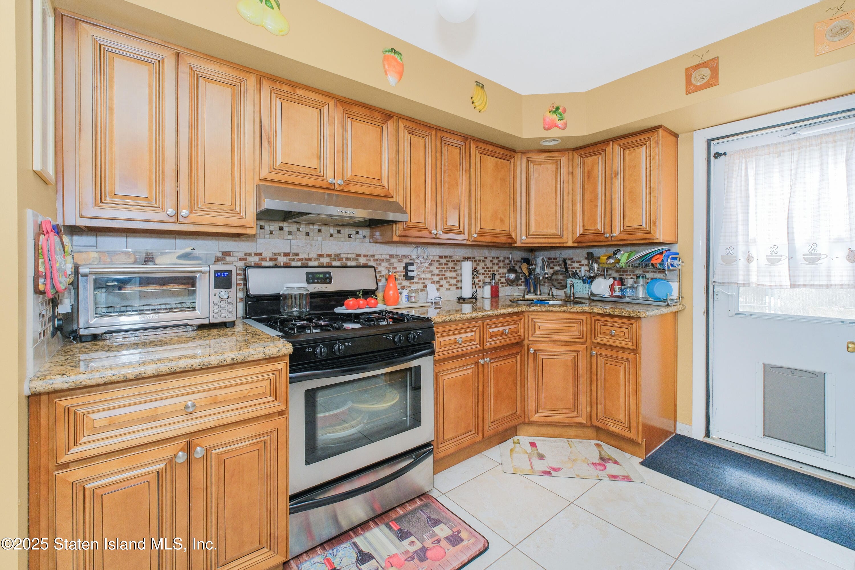 17 Country Lane, Staten Island, NY, 10312 image 7