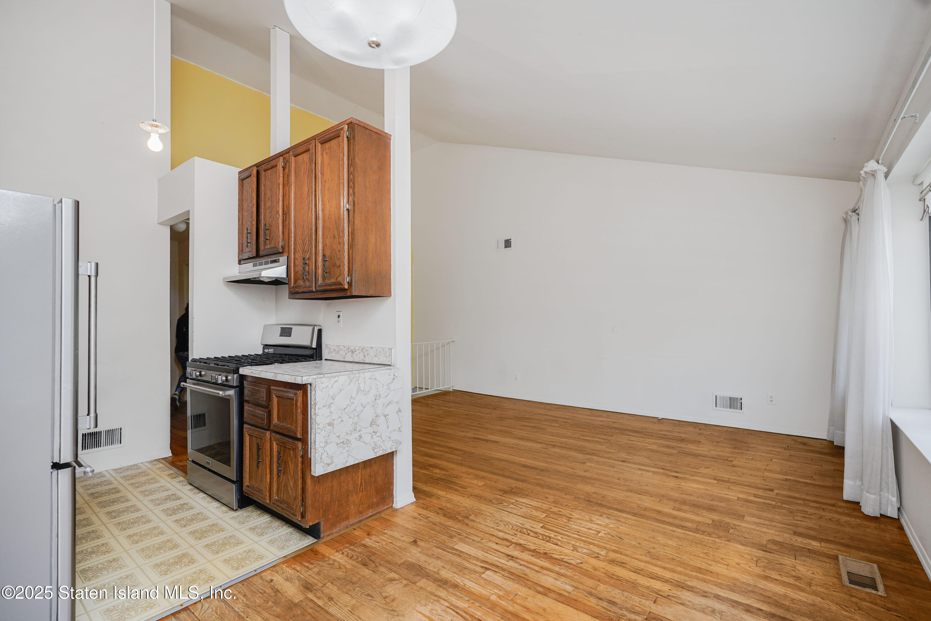 90 Dogwood Lane, Staten Island, NY, 10305 image 7