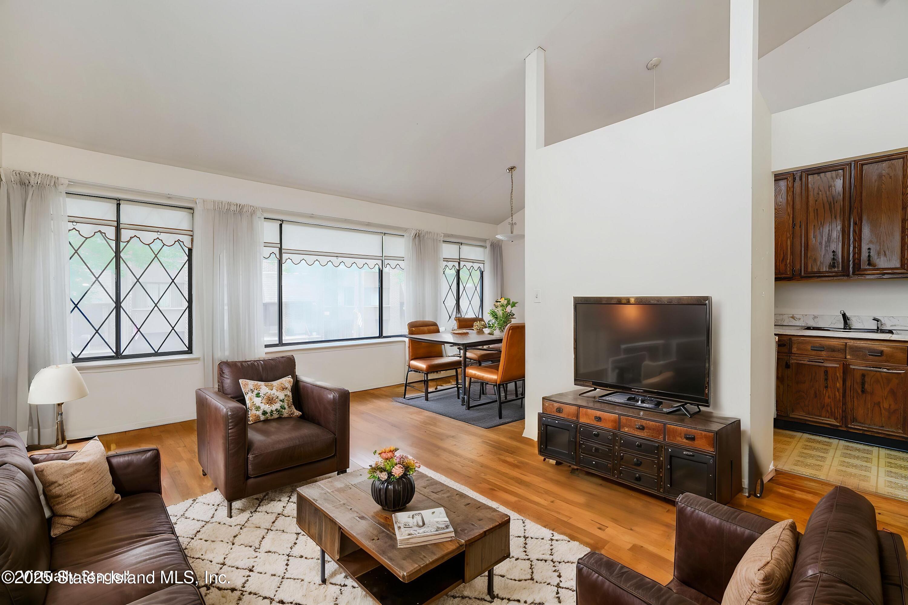 90 Dogwood Lane, Staten Island, NY, 10305 image 11