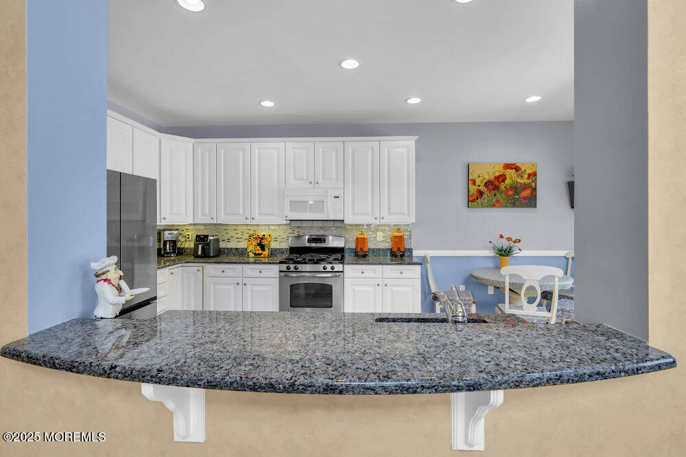 7 Hummingbird Drive, Manalapan, NJ, 07726 image 16