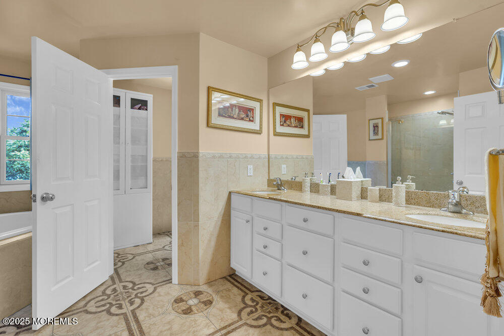 7 Hummingbird Drive, Manalapan, NJ, 07726 image 25
