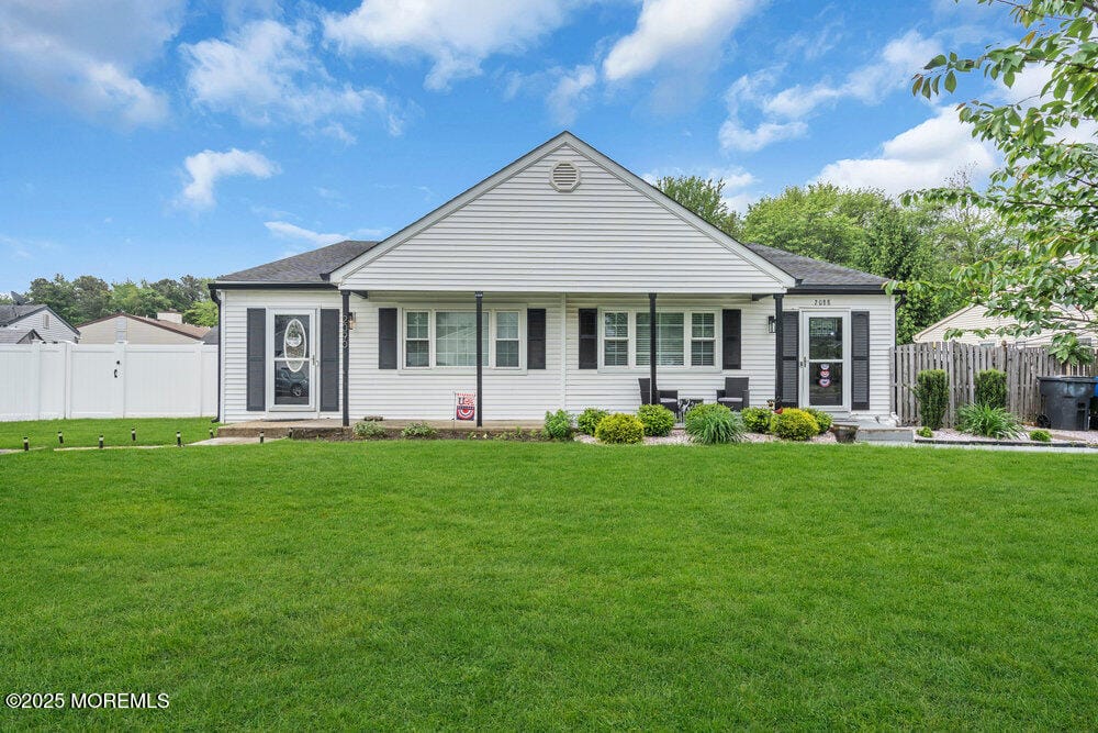 2090 Lamplighter Drive, Toms River, NJ, 08753