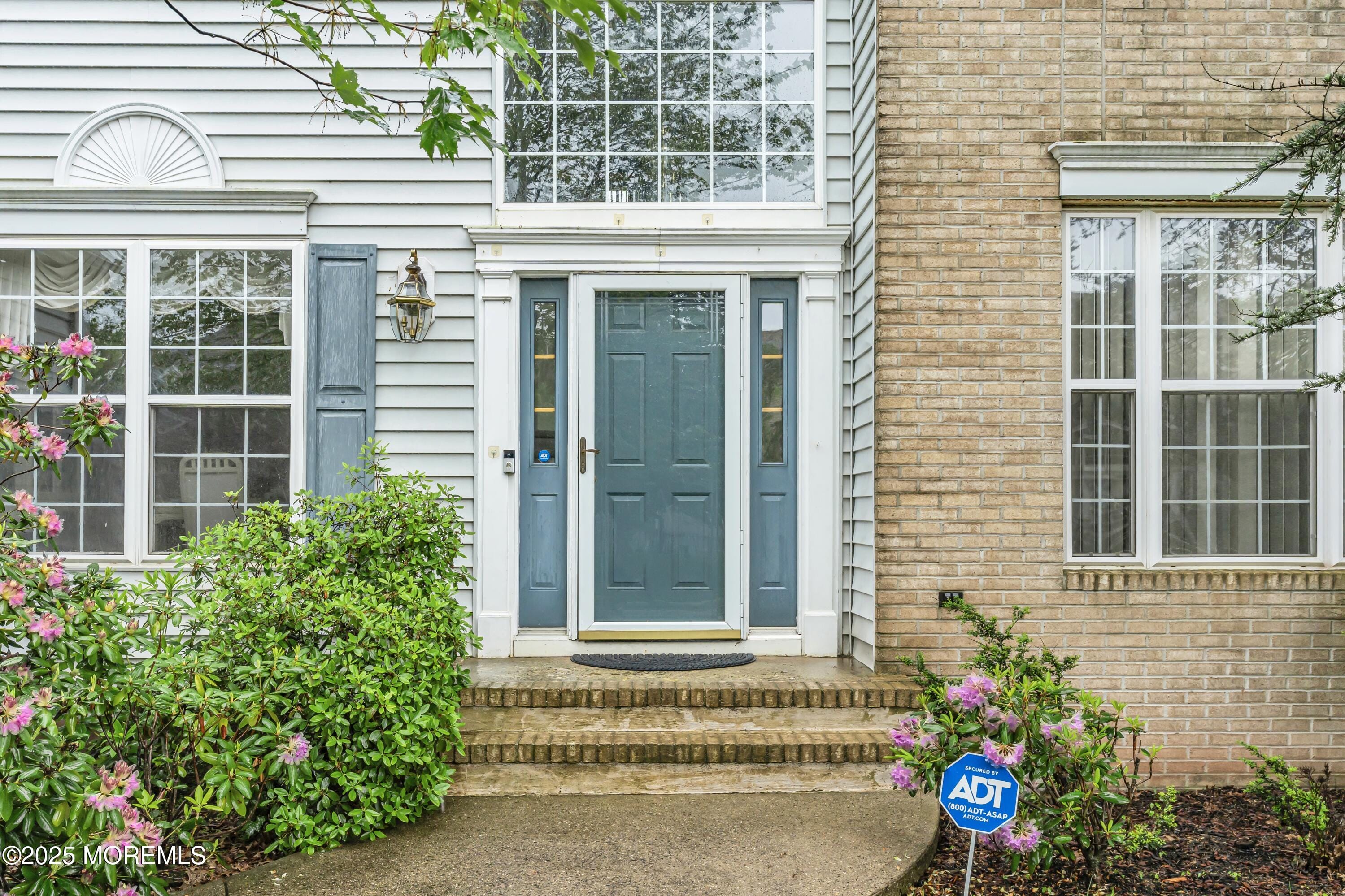 6 Cardinal Way, Raritan, NJ, 08869