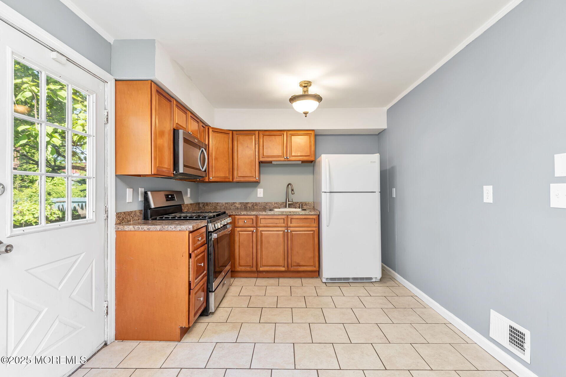 7 Beechwood Avenue, Keansburg, NJ, 07734 image 10