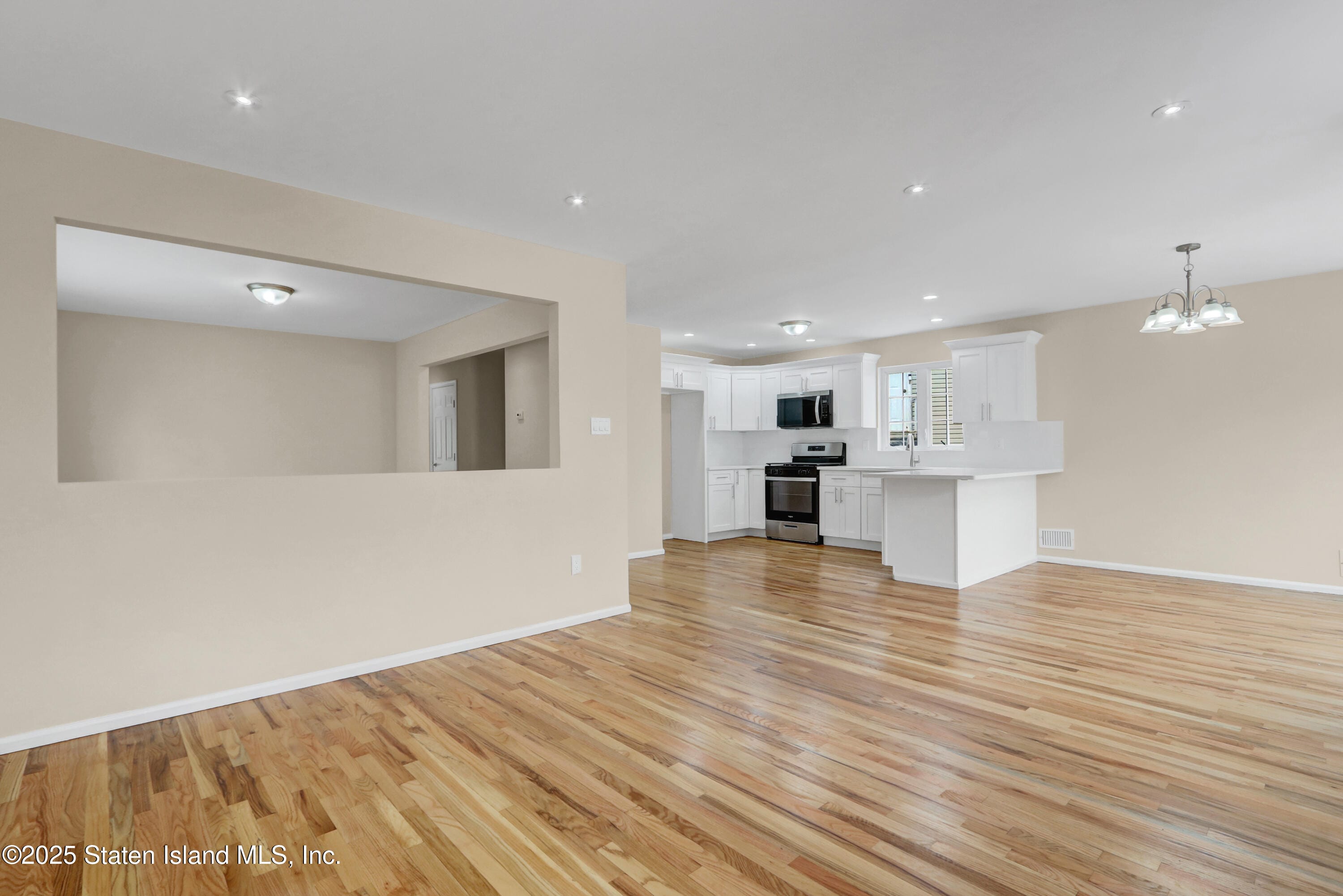103 Savo, Staten Island, NY, 10309 image 17