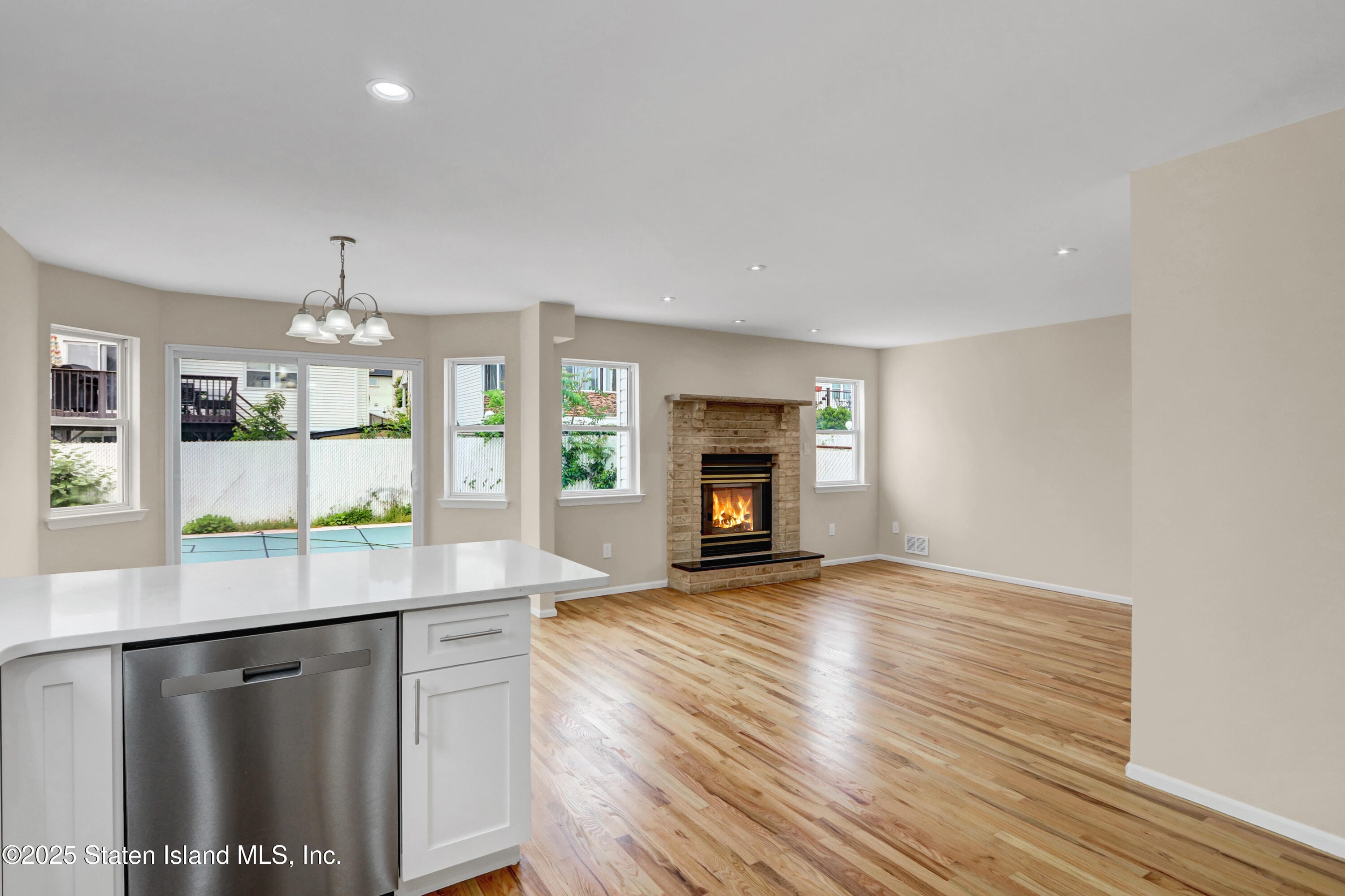 103 Savo, Staten Island, NY, 10309 image 24