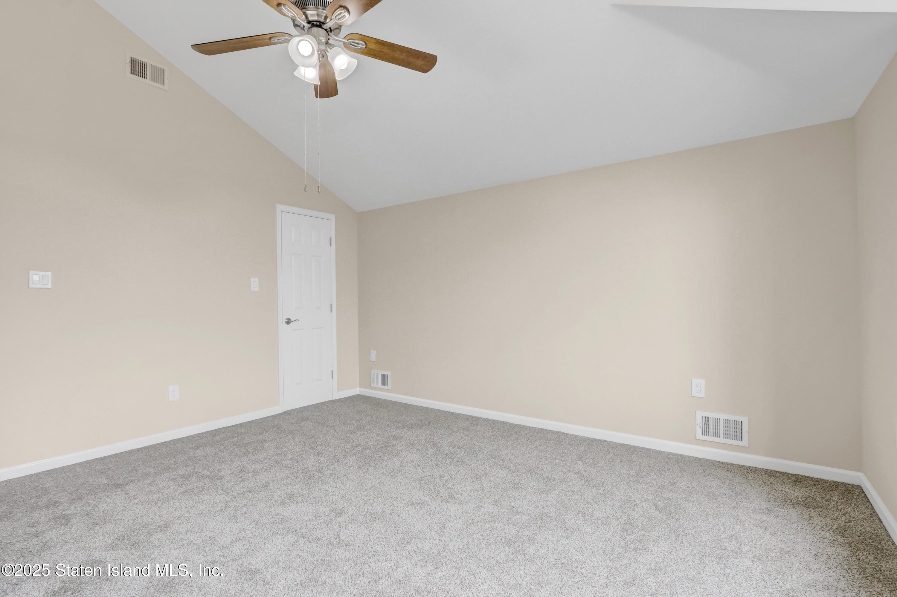 103 Savo, Staten Island, NY, 10309 image 27