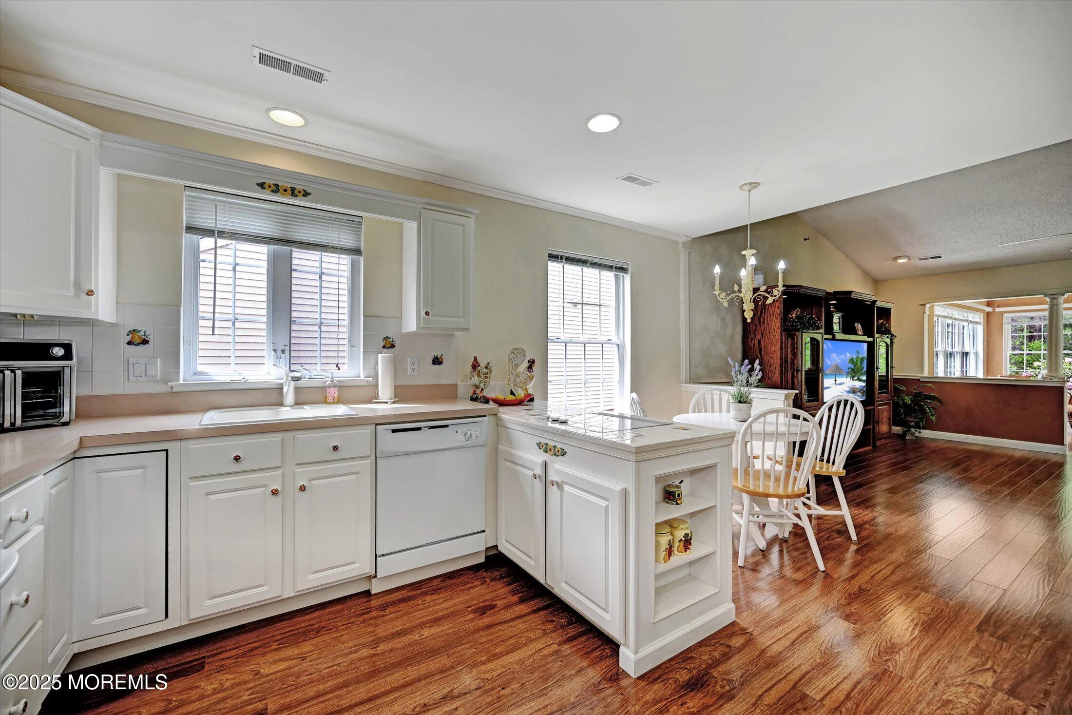 6 Shadow Creek Court, Jackson, NJ, 08527 image 11