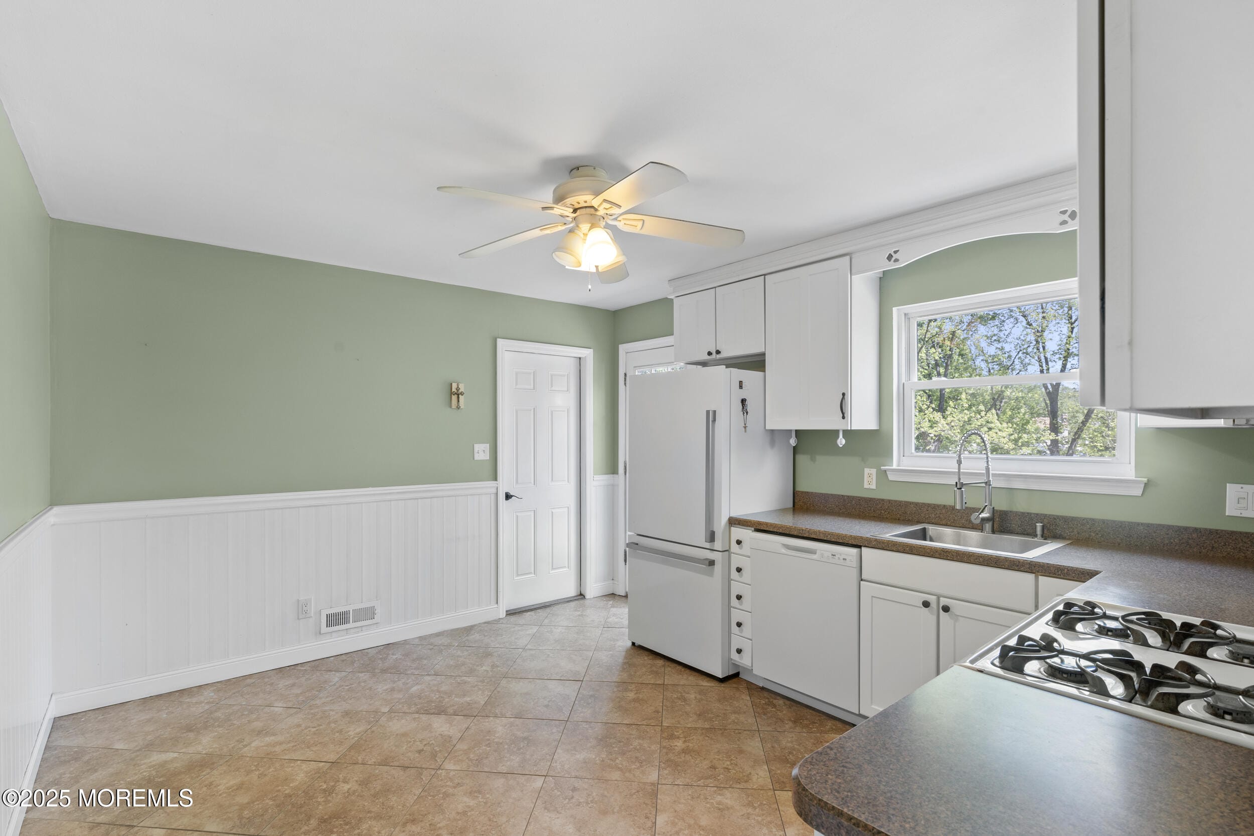 18 Hampton Road, Howell, NJ, 07731 image 7