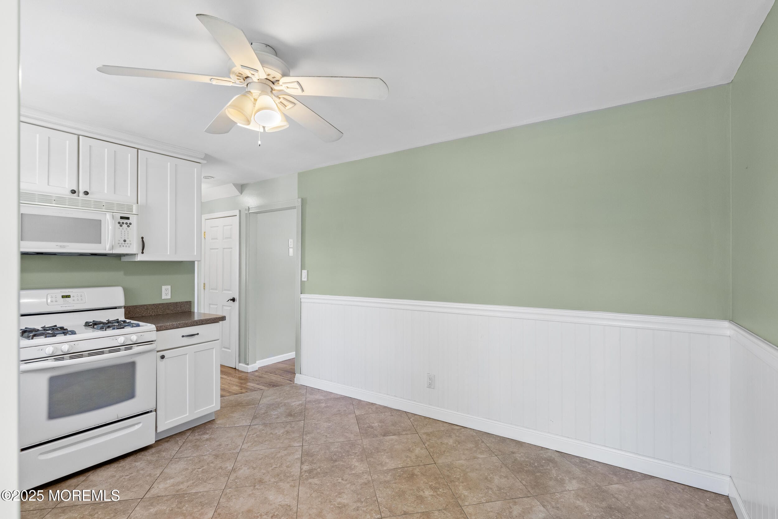 18 Hampton Road, Howell, NJ, 07731 image 9