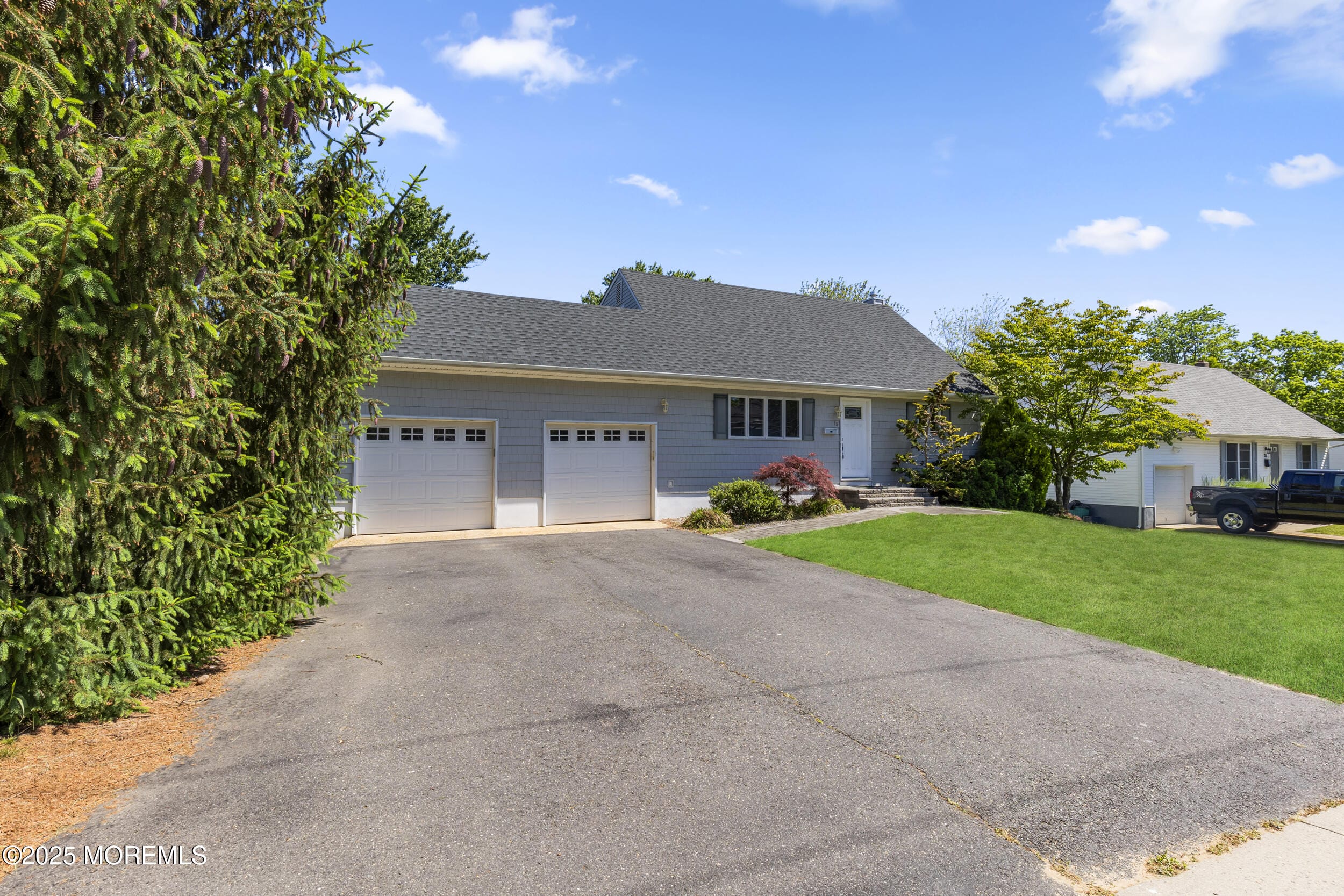 18 Hampton Road, Howell, NJ, 07731