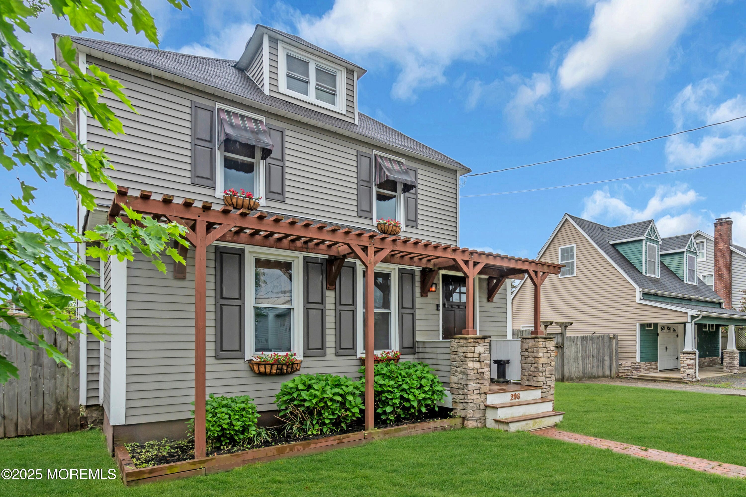 208 Cedar Street, Lakehurst, NJ, 08733
