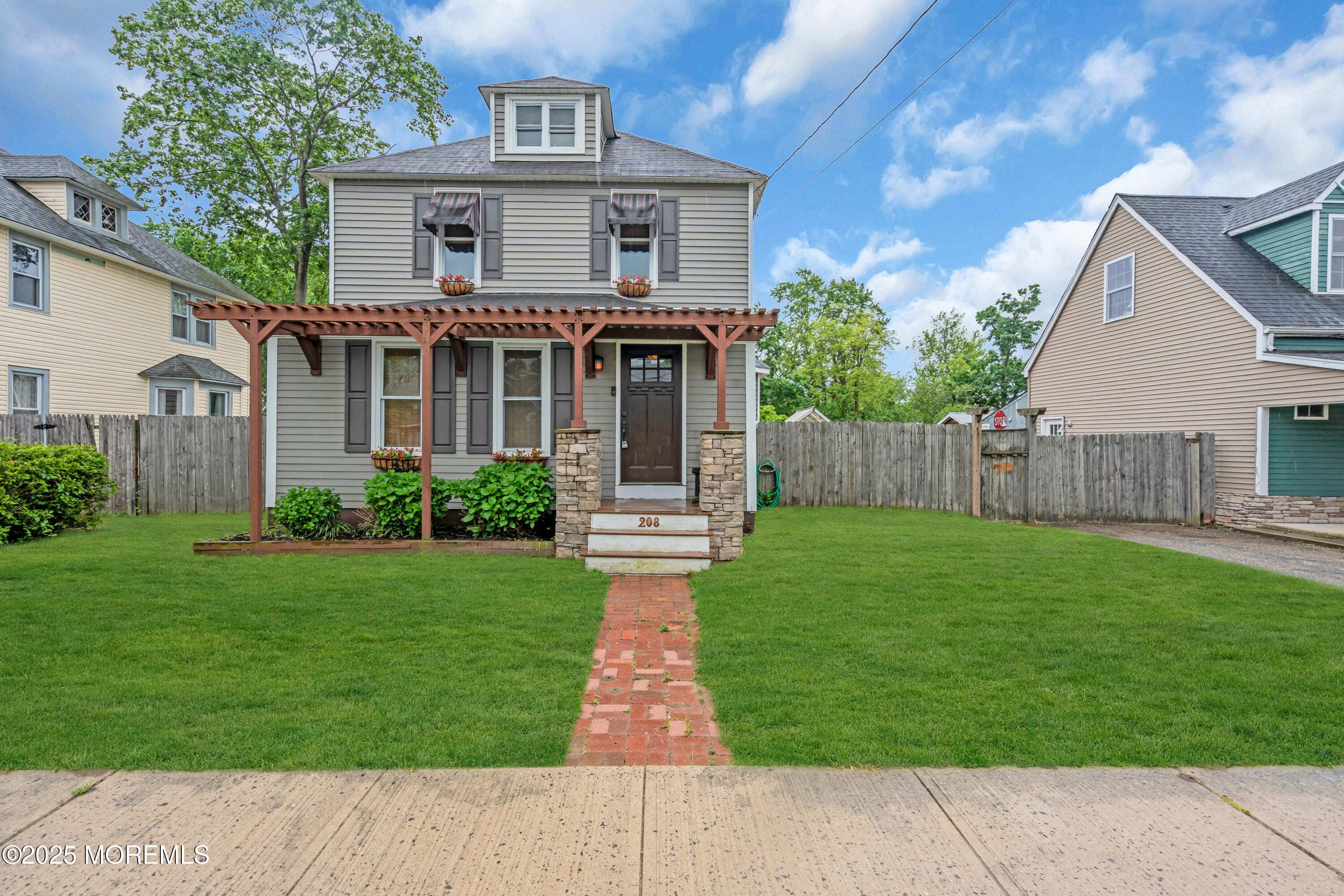 208 Cedar Street, Lakehurst, NJ, 08733