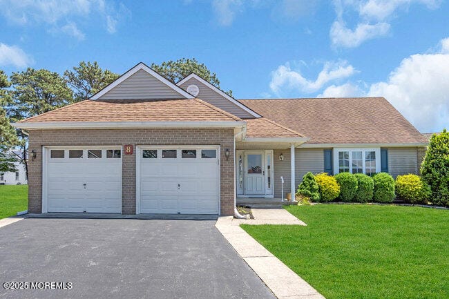 8 Wycombe Court, Toms River, NJ, 08757