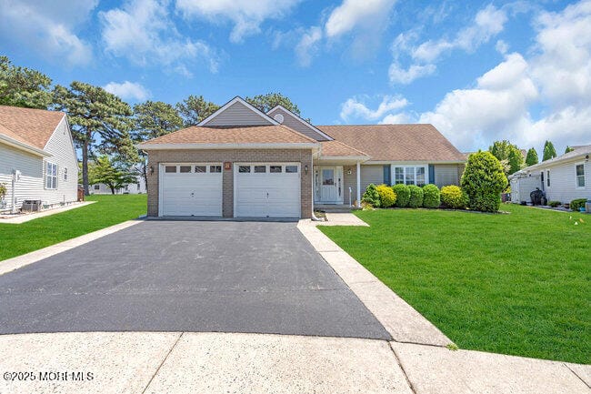 8 Wycombe Court, Toms River, NJ, 08757