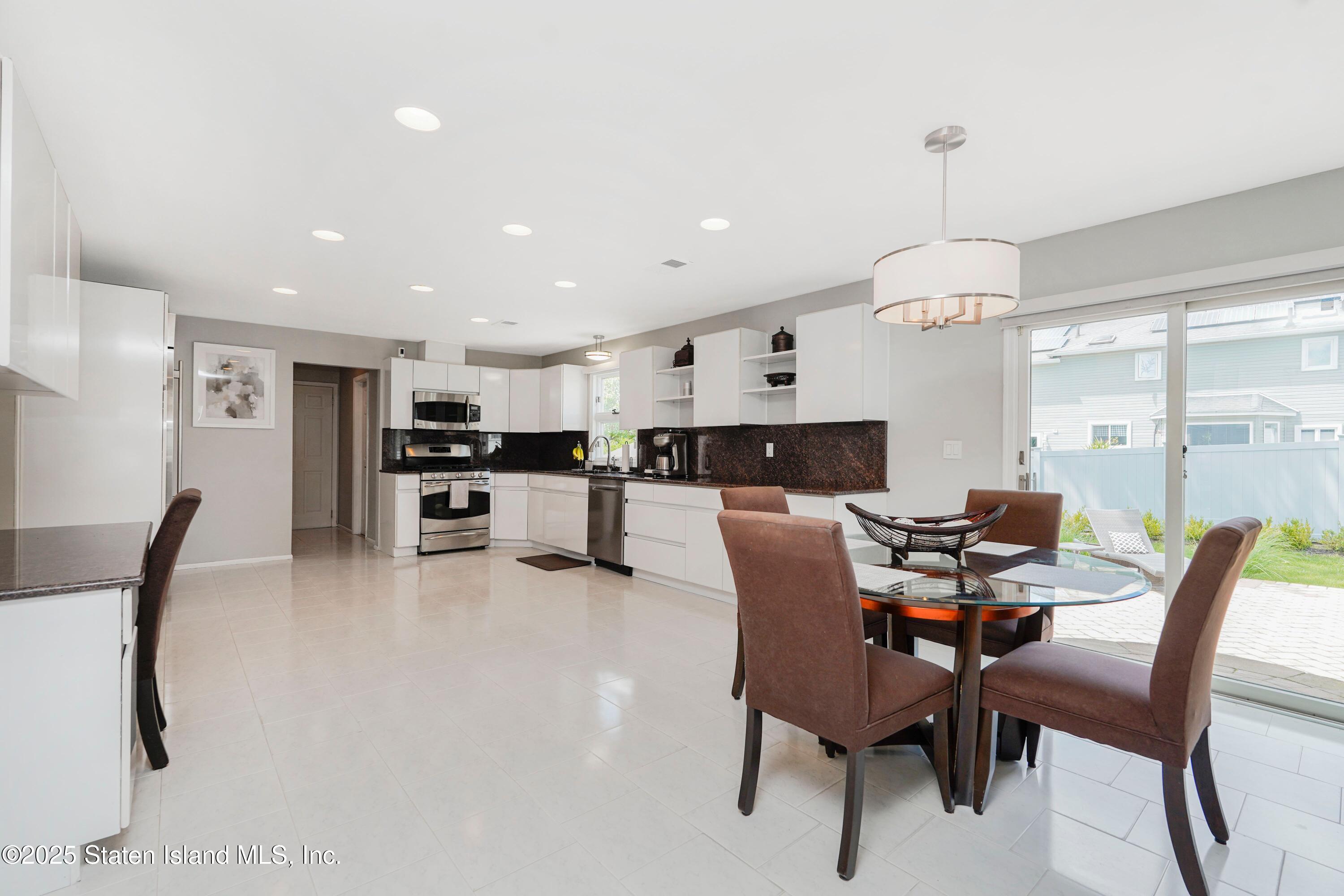 723 Ionia Avenue, Staten Island, NY, 10312 image 10