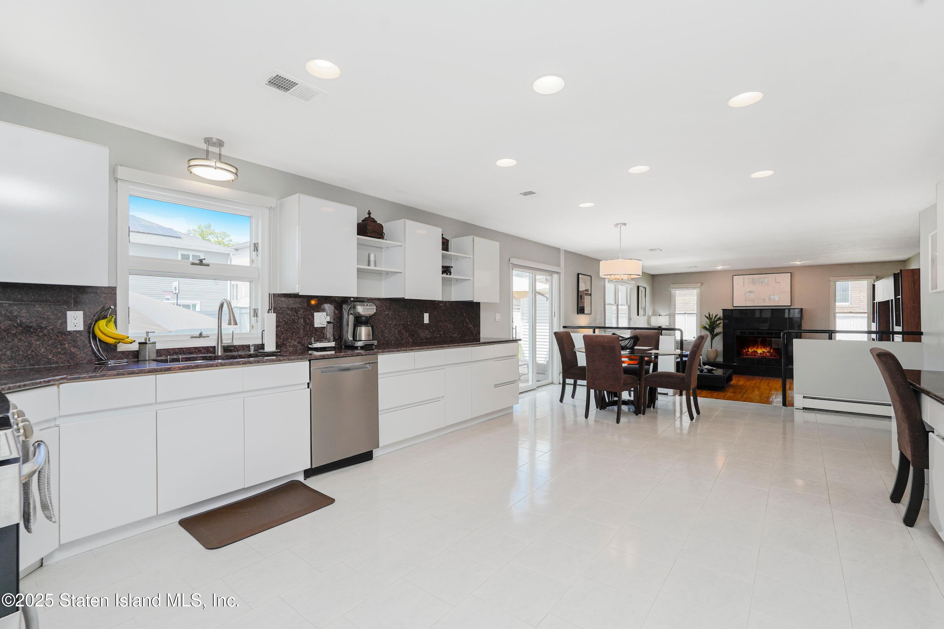 723 Ionia Avenue, Staten Island, NY, 10312 image 7