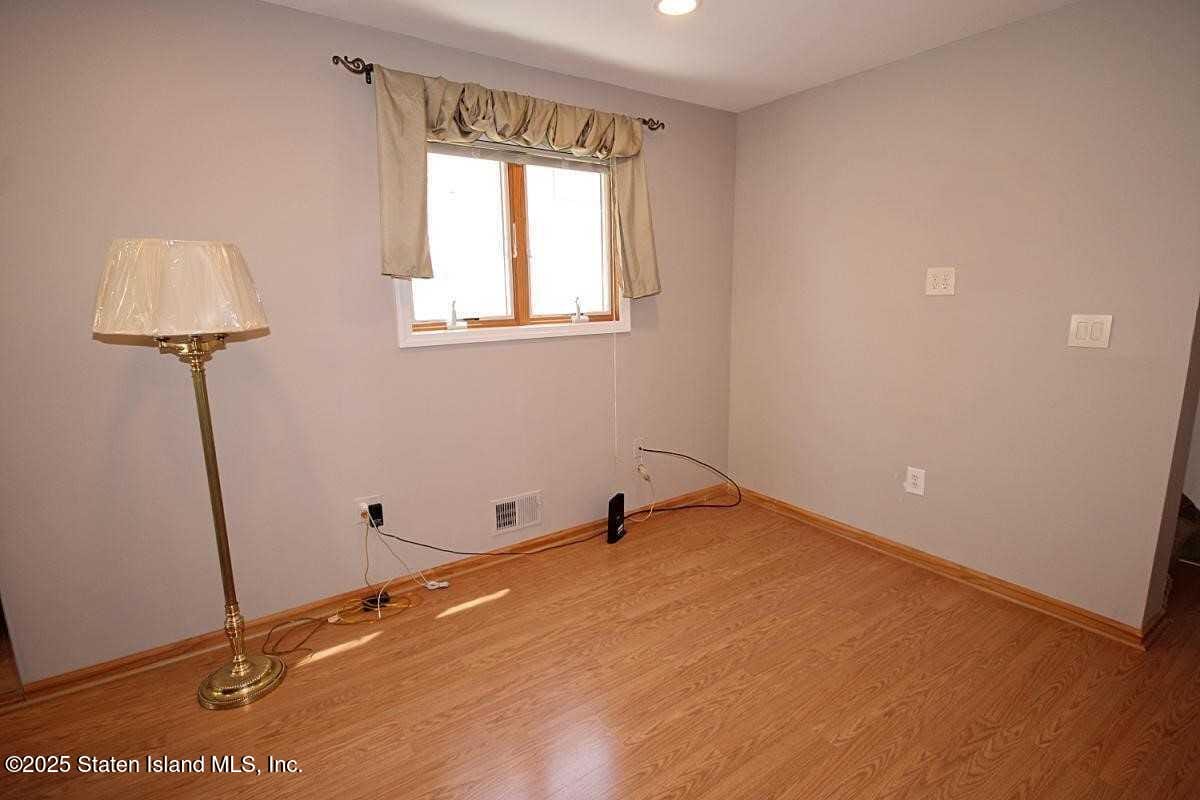 988 Rensselaer Avenue, Staten Island, NY, 10309 image 13