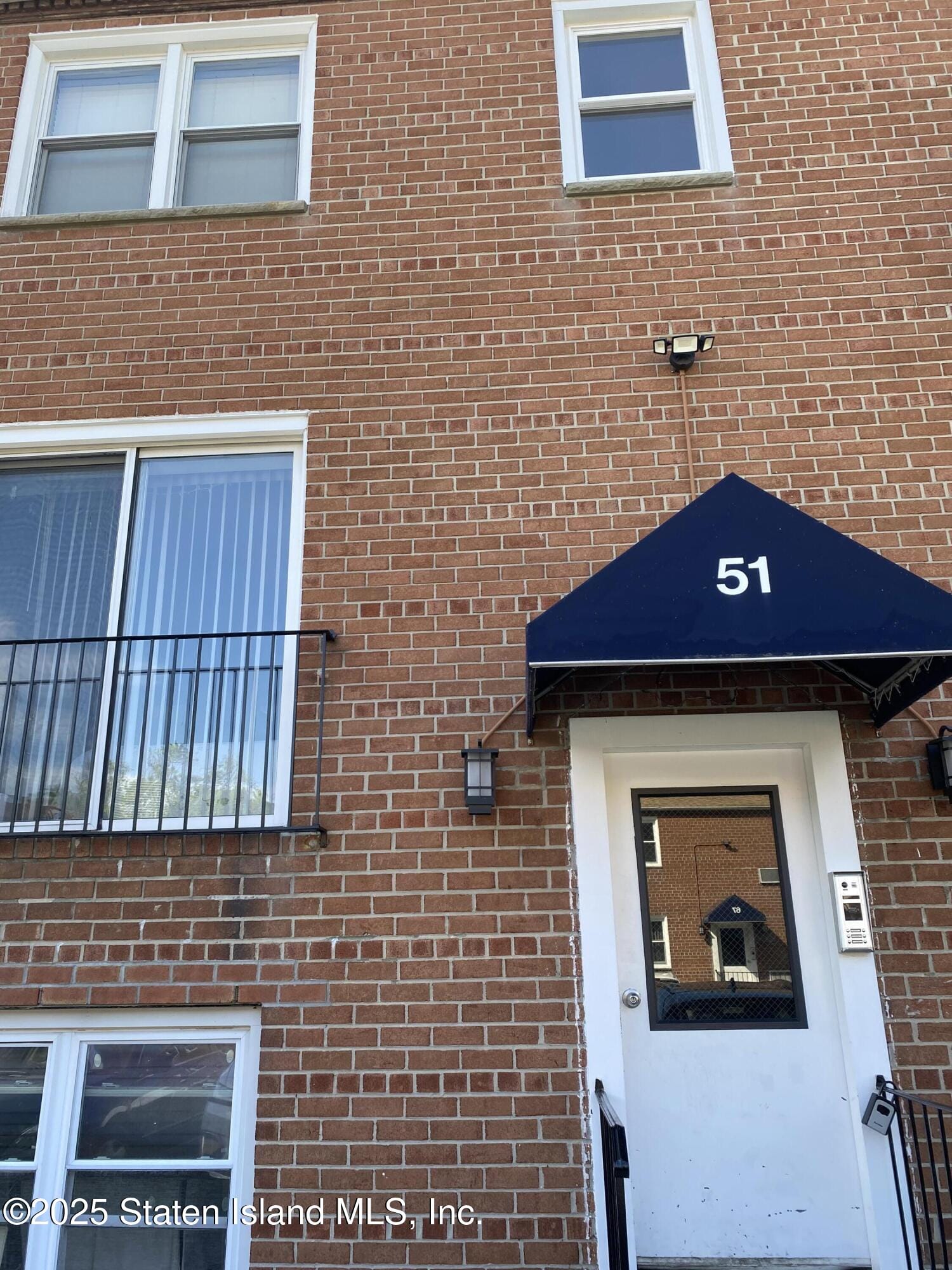 51 Vera Street B, Staten Island, NY, 10305