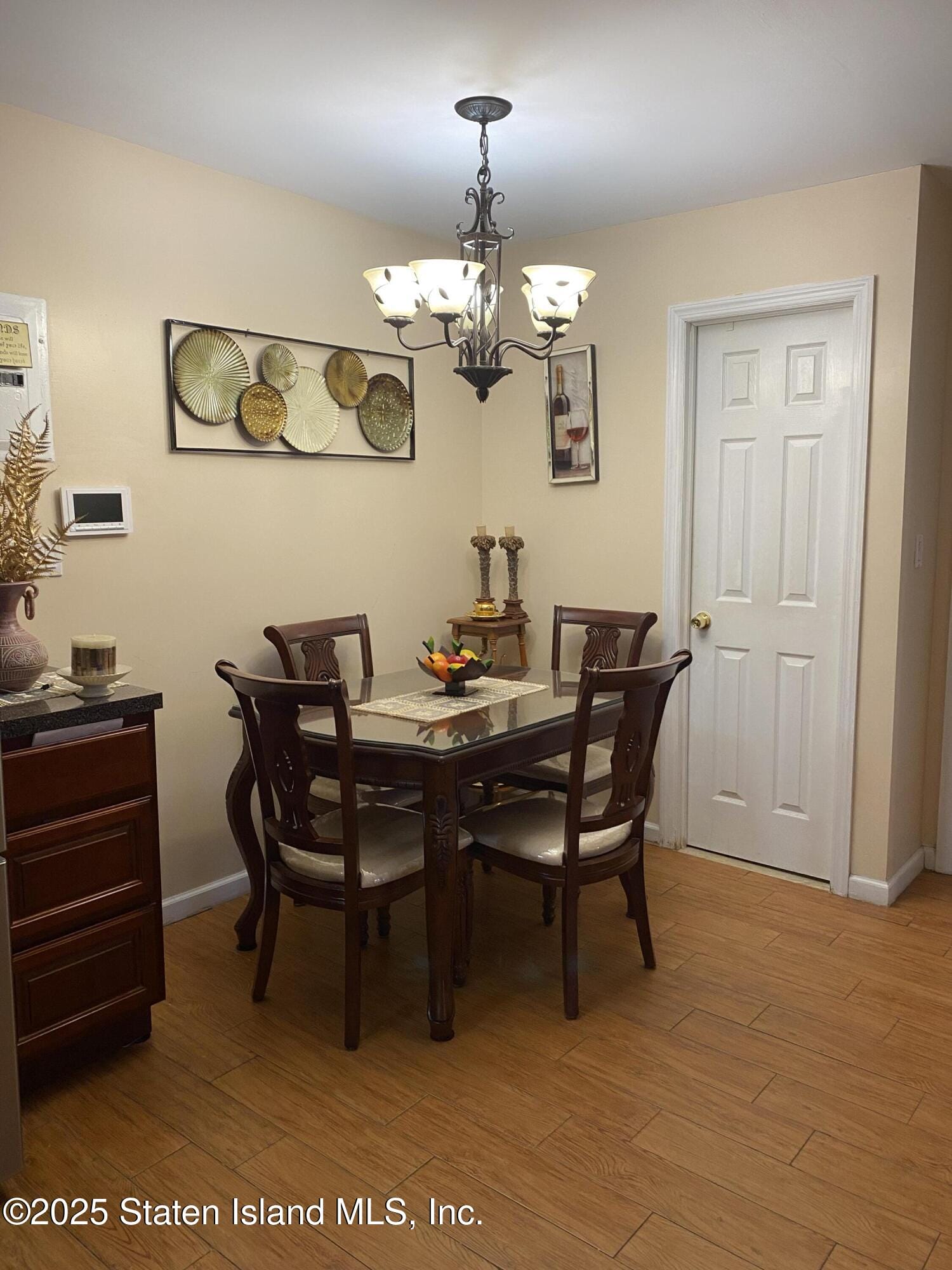 51 Vera Street B, Staten Island, NY, 10305