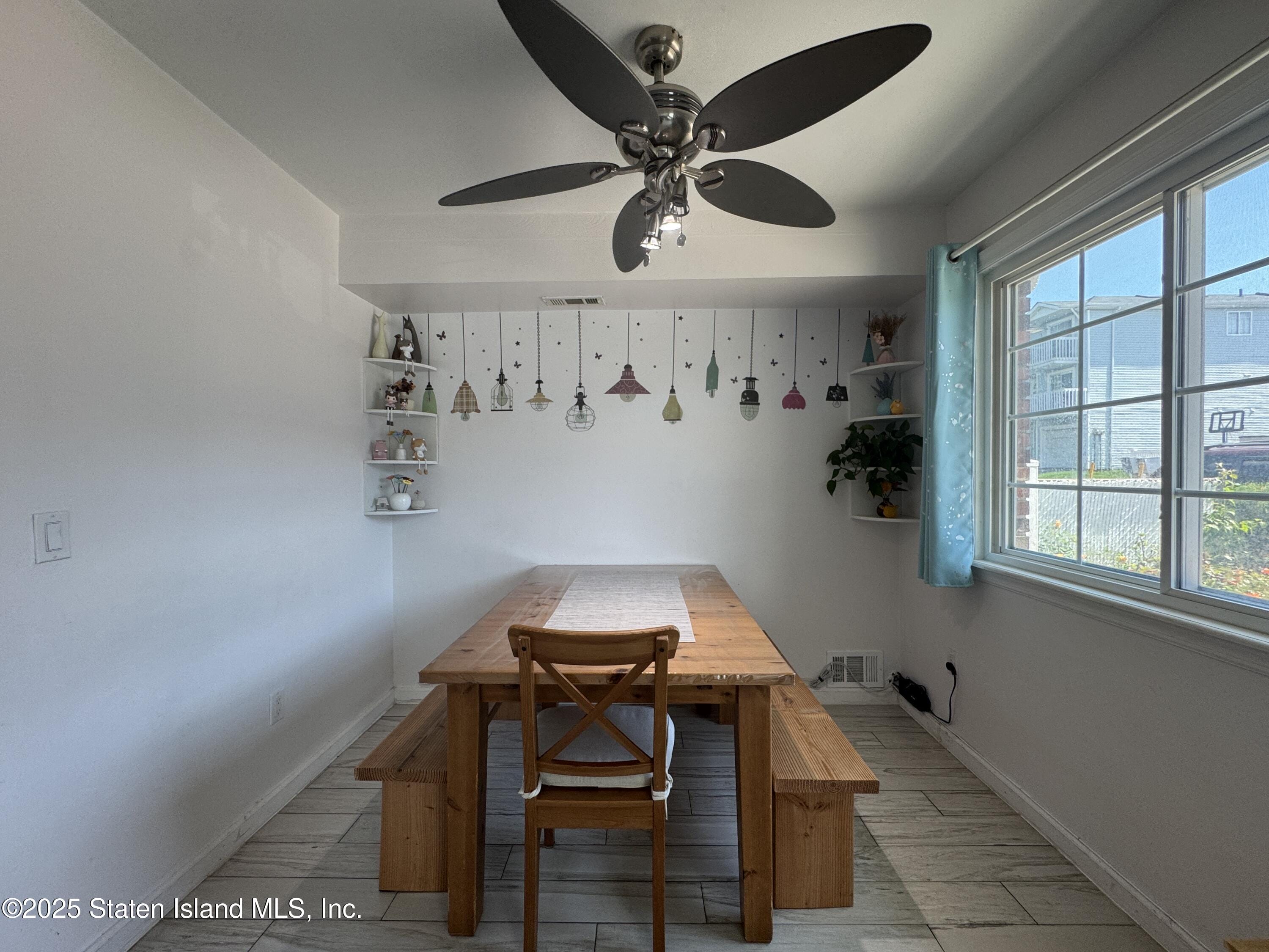61 Country Drive Image 5