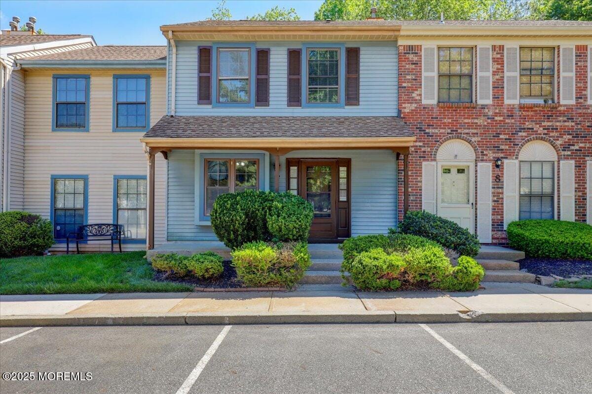 48 Scarborough Court 7, Freehold, NJ, 07728