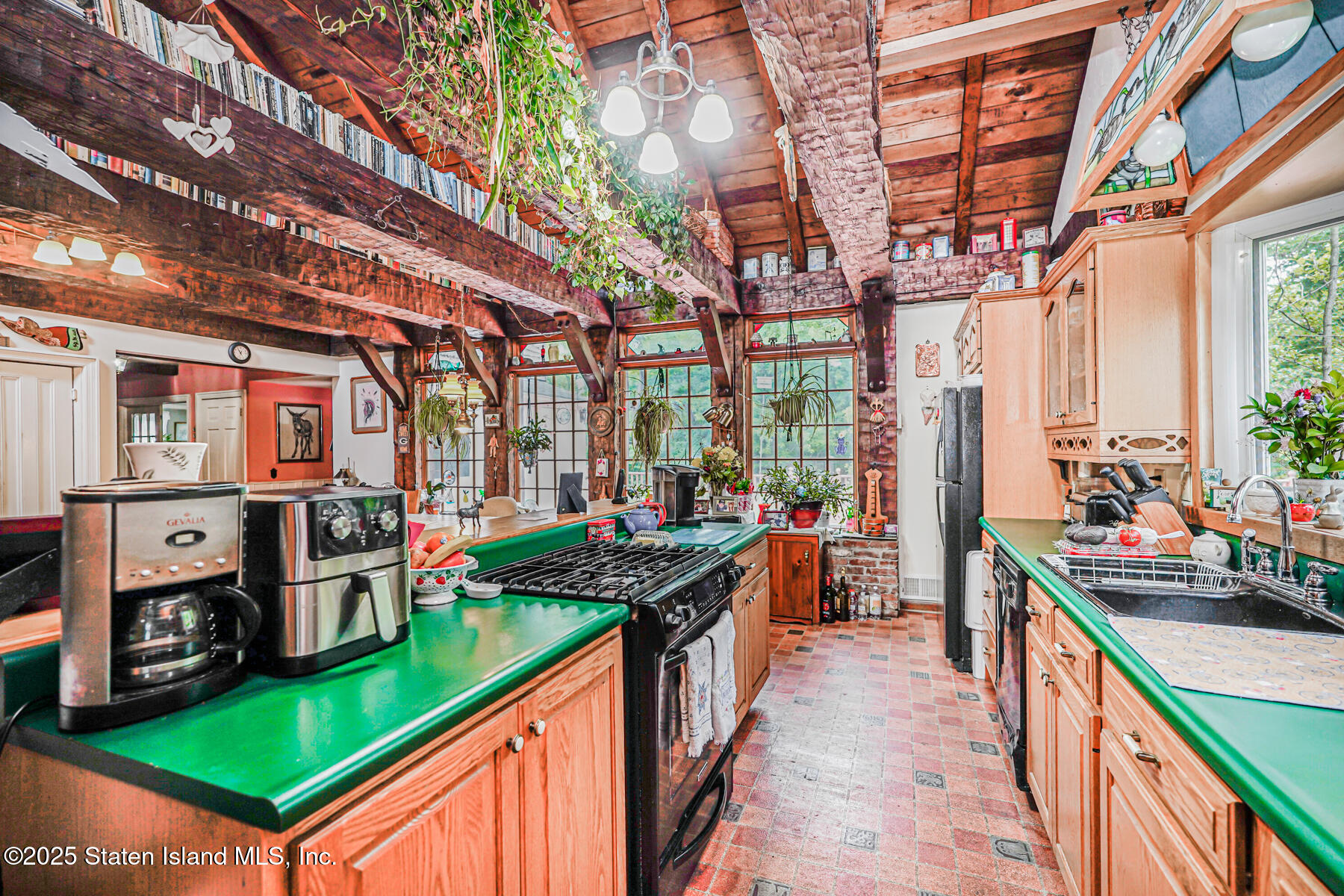77 S Goff Avenue, Staten Island, NY, 10309 image 25