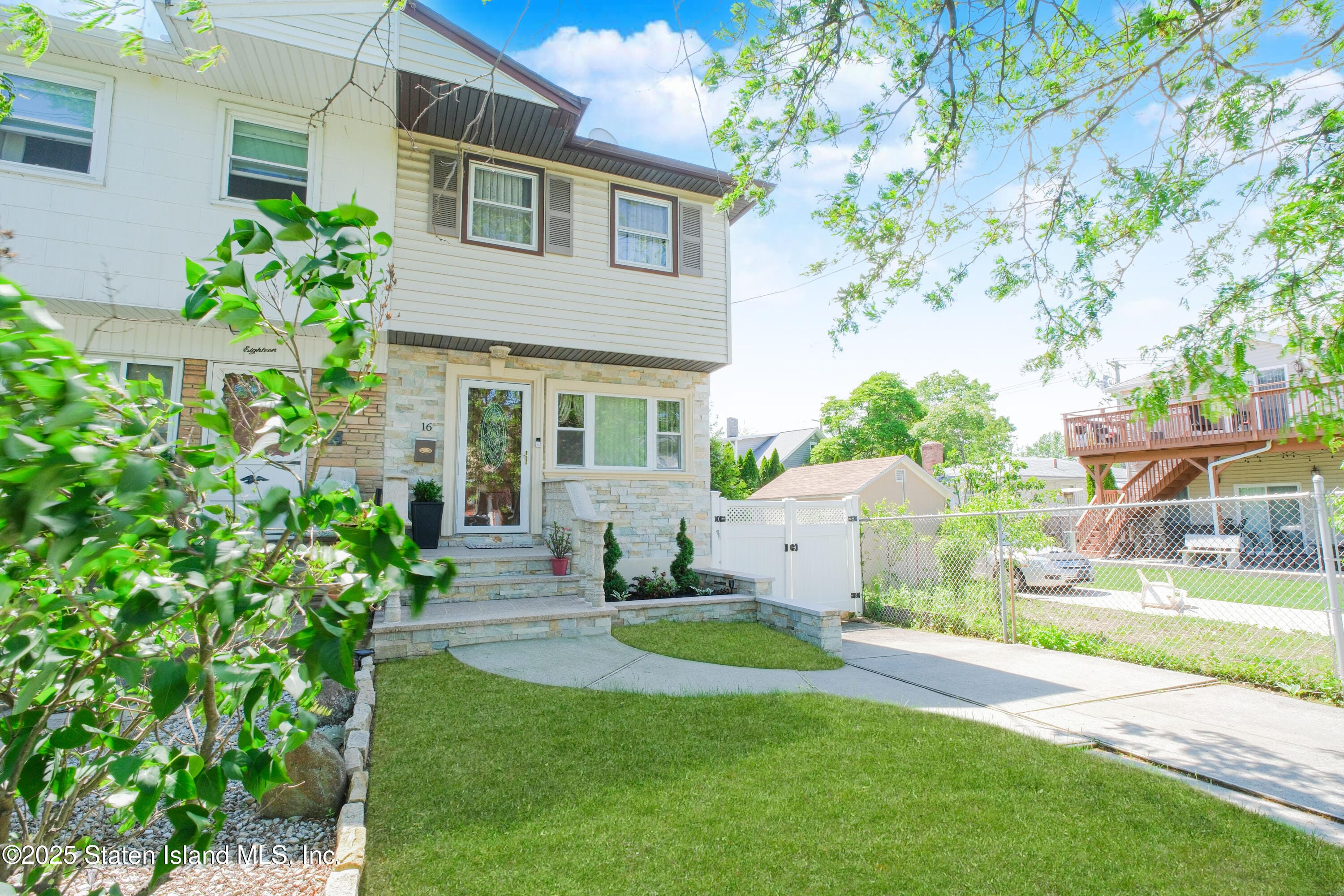 16 Fieldway Avenue, Staten Island, NY, 10308