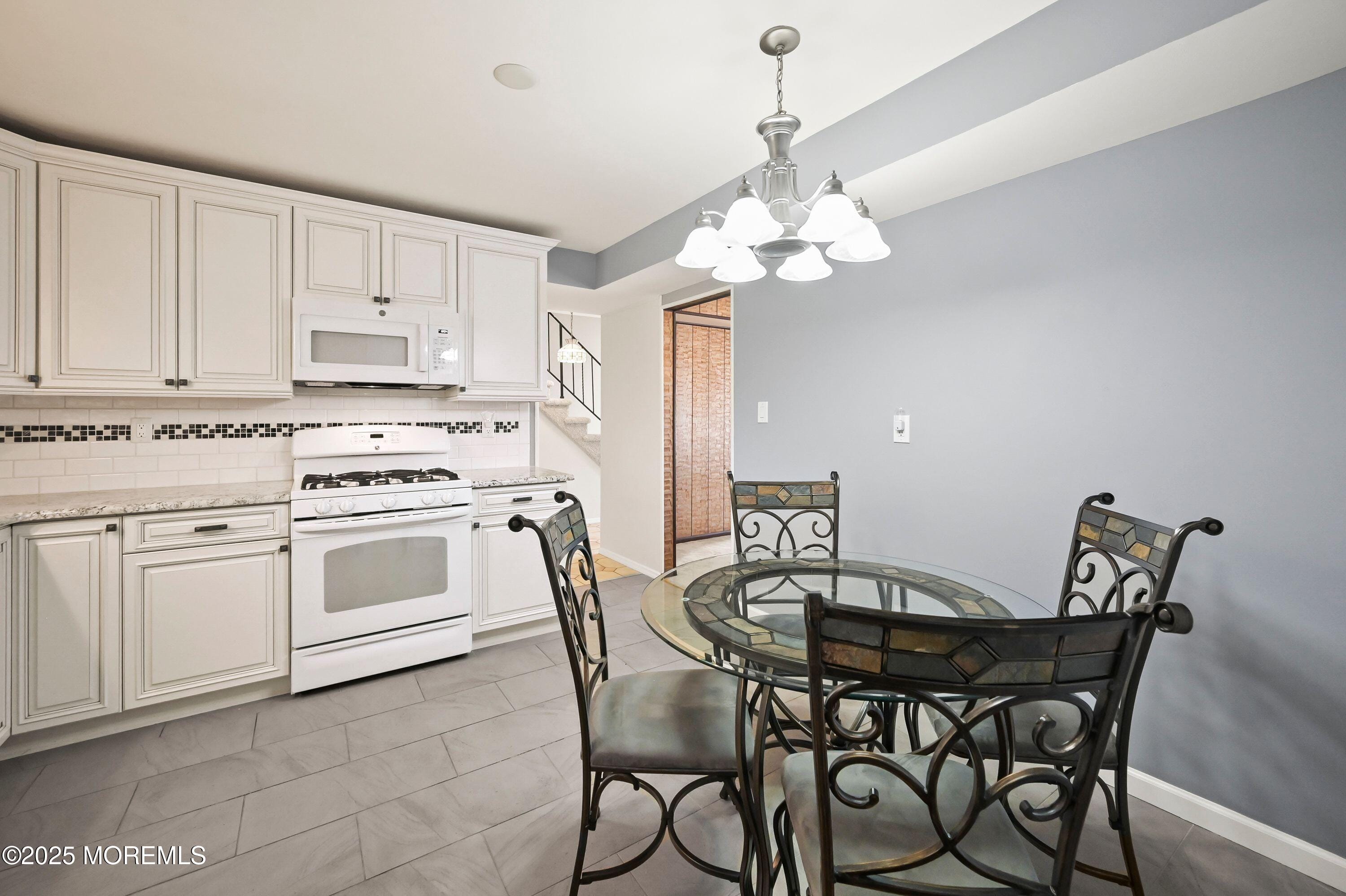 5 Stratford Drive, Manalapan, NJ, 07726 image 15