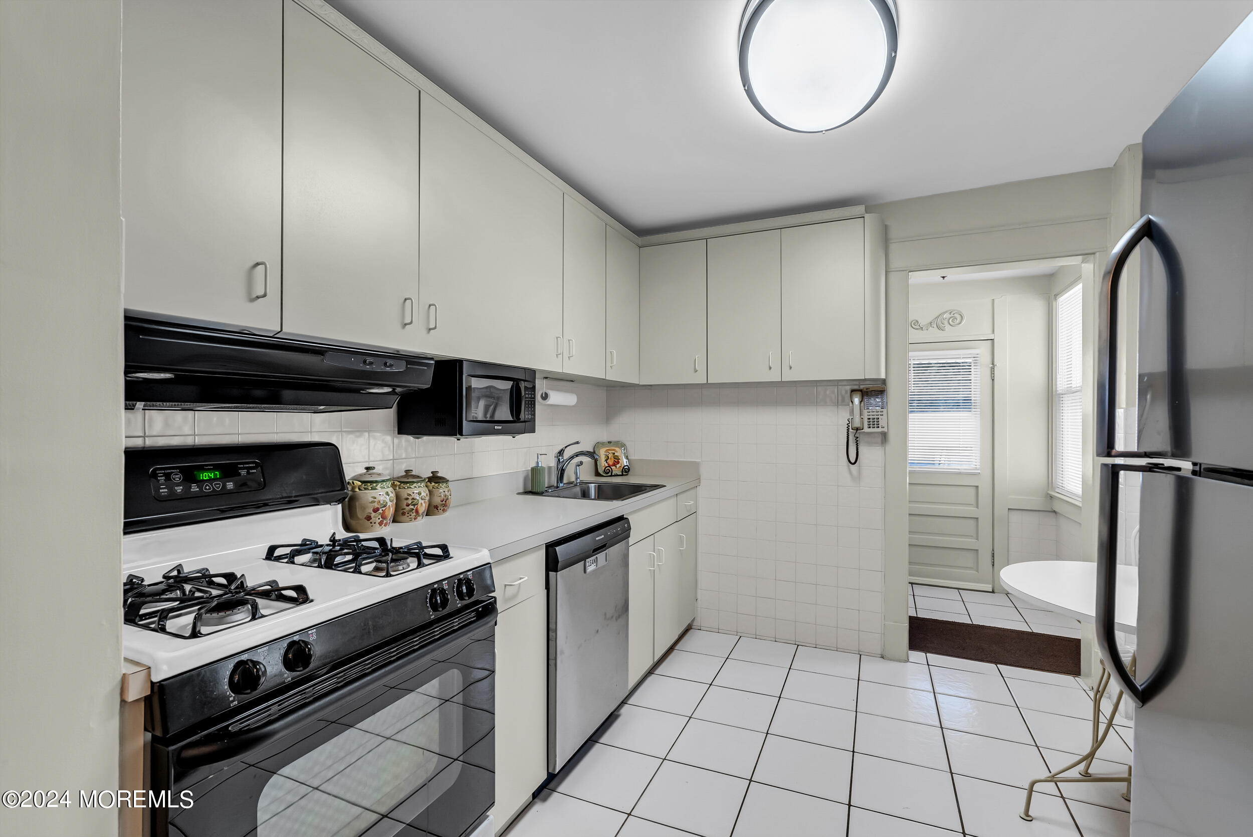 54 Wall Street, West Long Branch, NJ, 07764 image 15