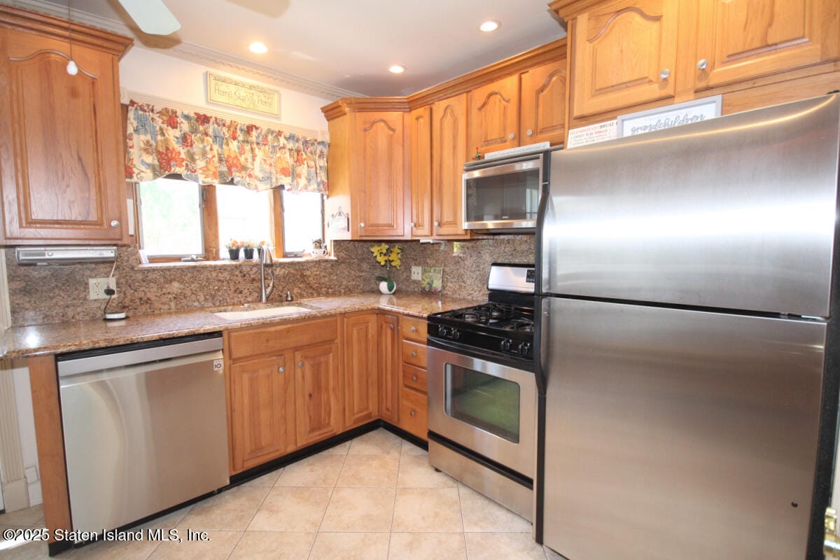48 Markham Place, Staten Island, NY, 10314