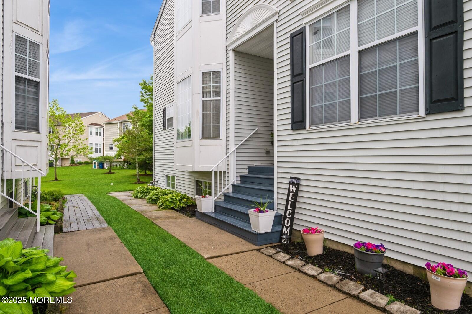 84 Annapolis Street, Tinton Falls, NJ, 07712