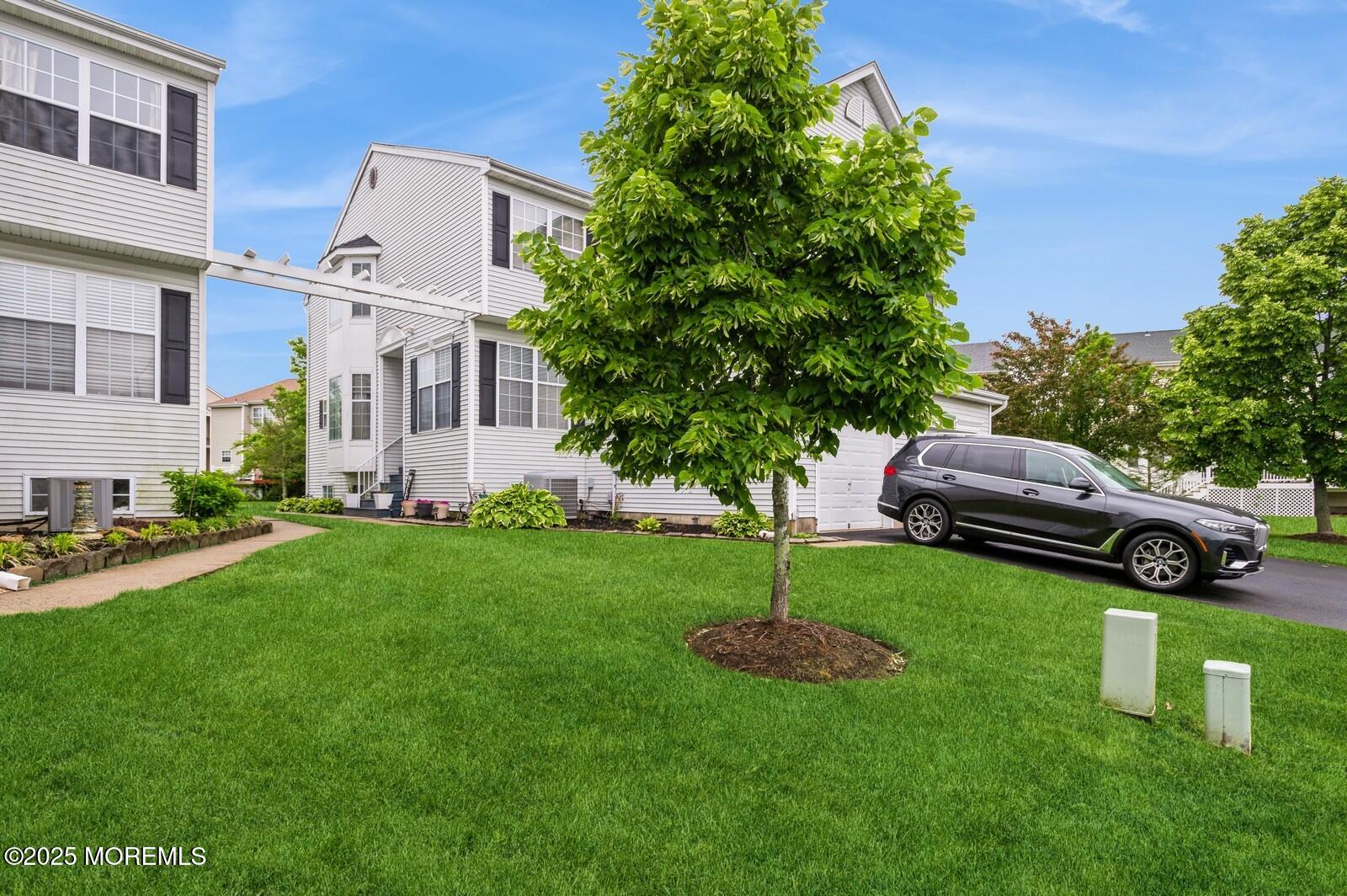 84 Annapolis Street, Tinton Falls, NJ, 07712