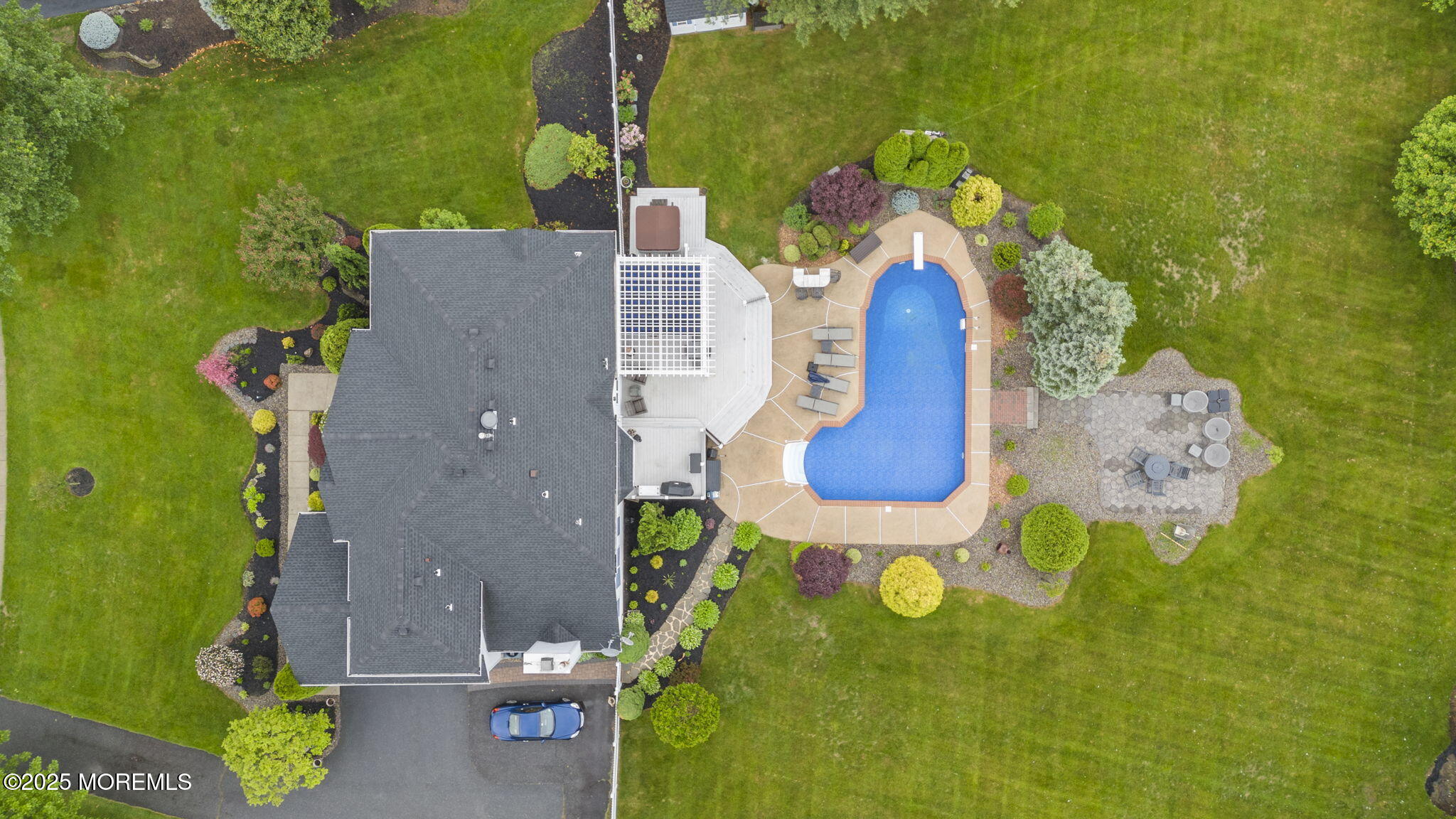 21 English Path, Freehold, NJ, 07728