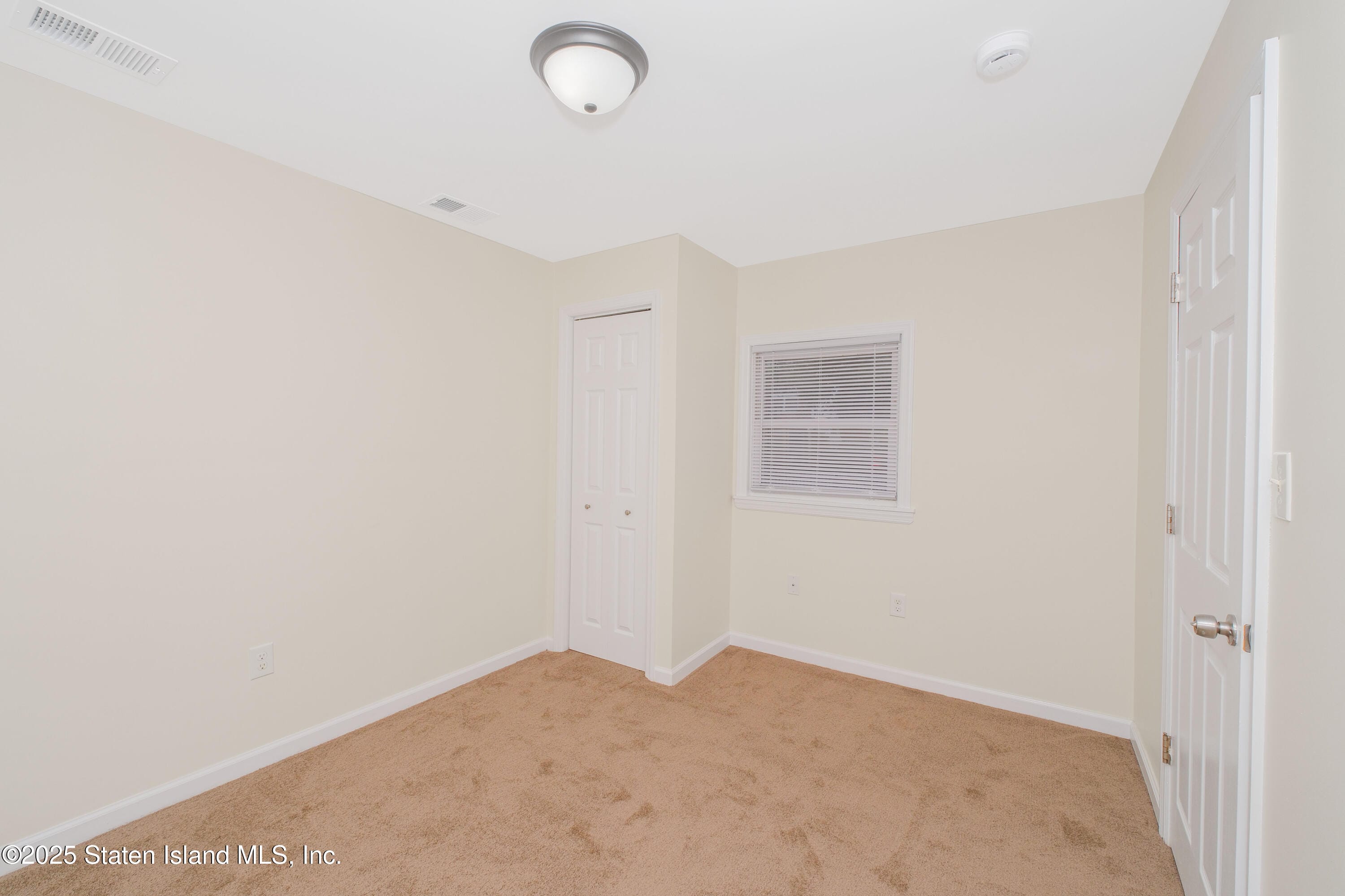 566 Hunter Avenue, Staten Island, NY, 10306 image 9