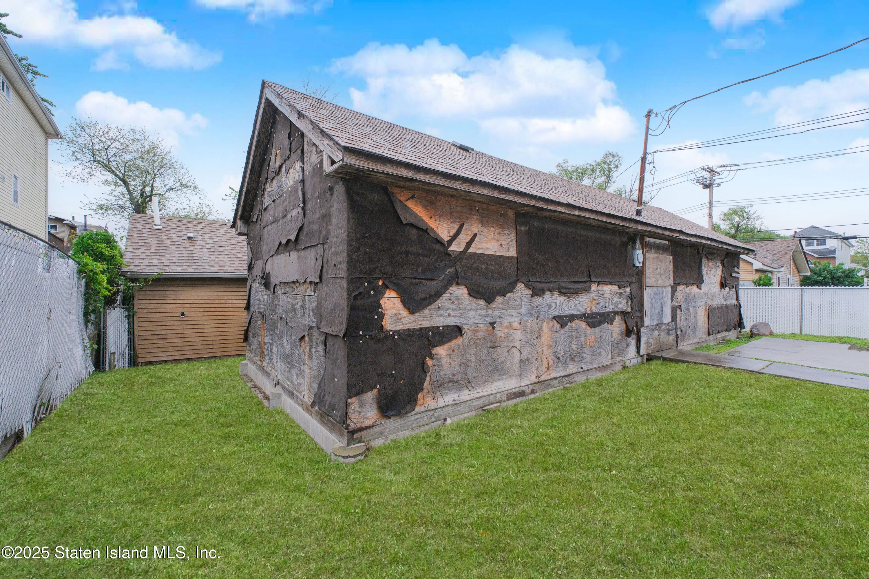 566 Hunter Avenue, Staten Island, NY, 10306 image 17