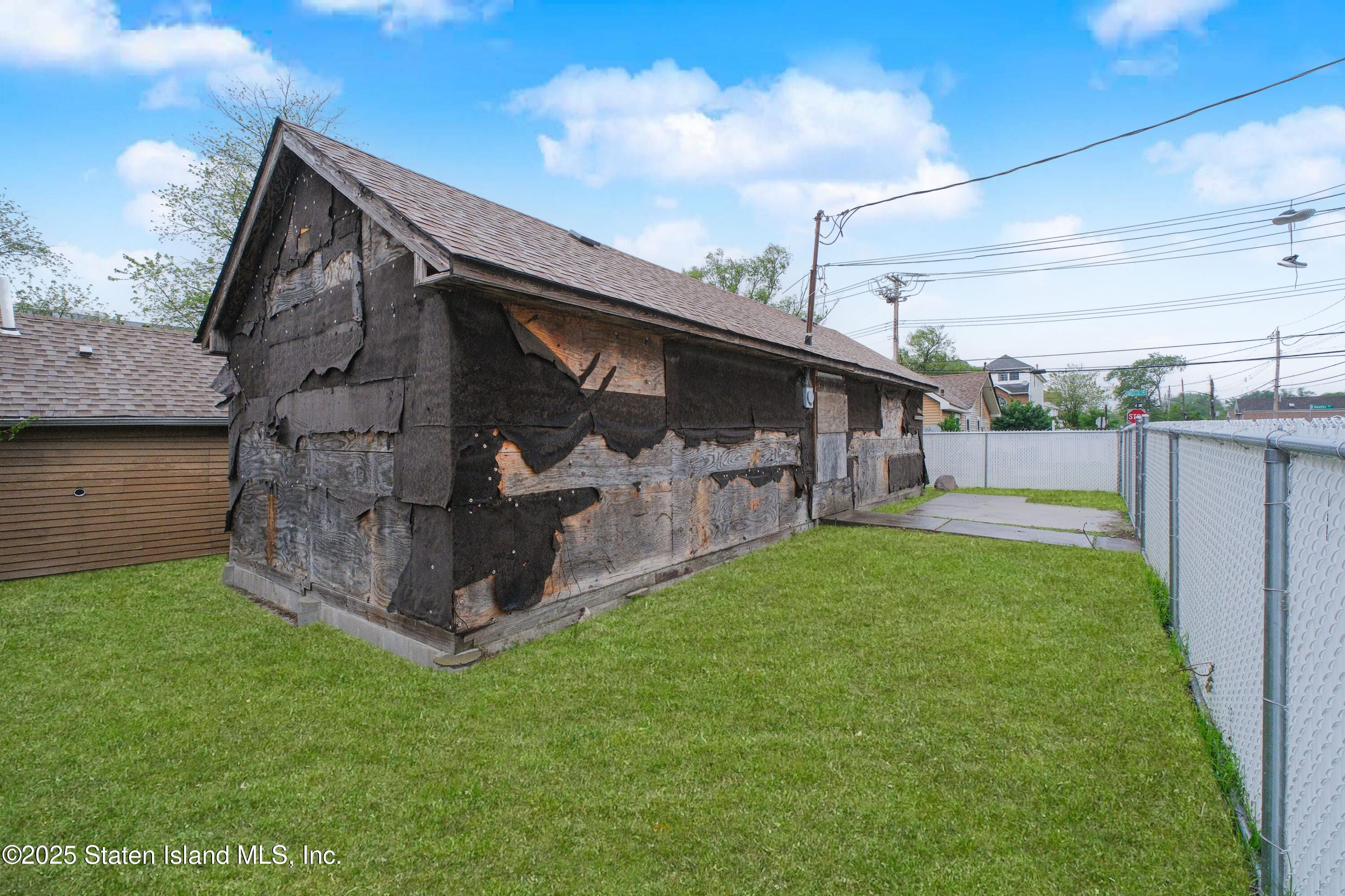 566 Hunter Avenue, Staten Island, NY, 10306 image 18