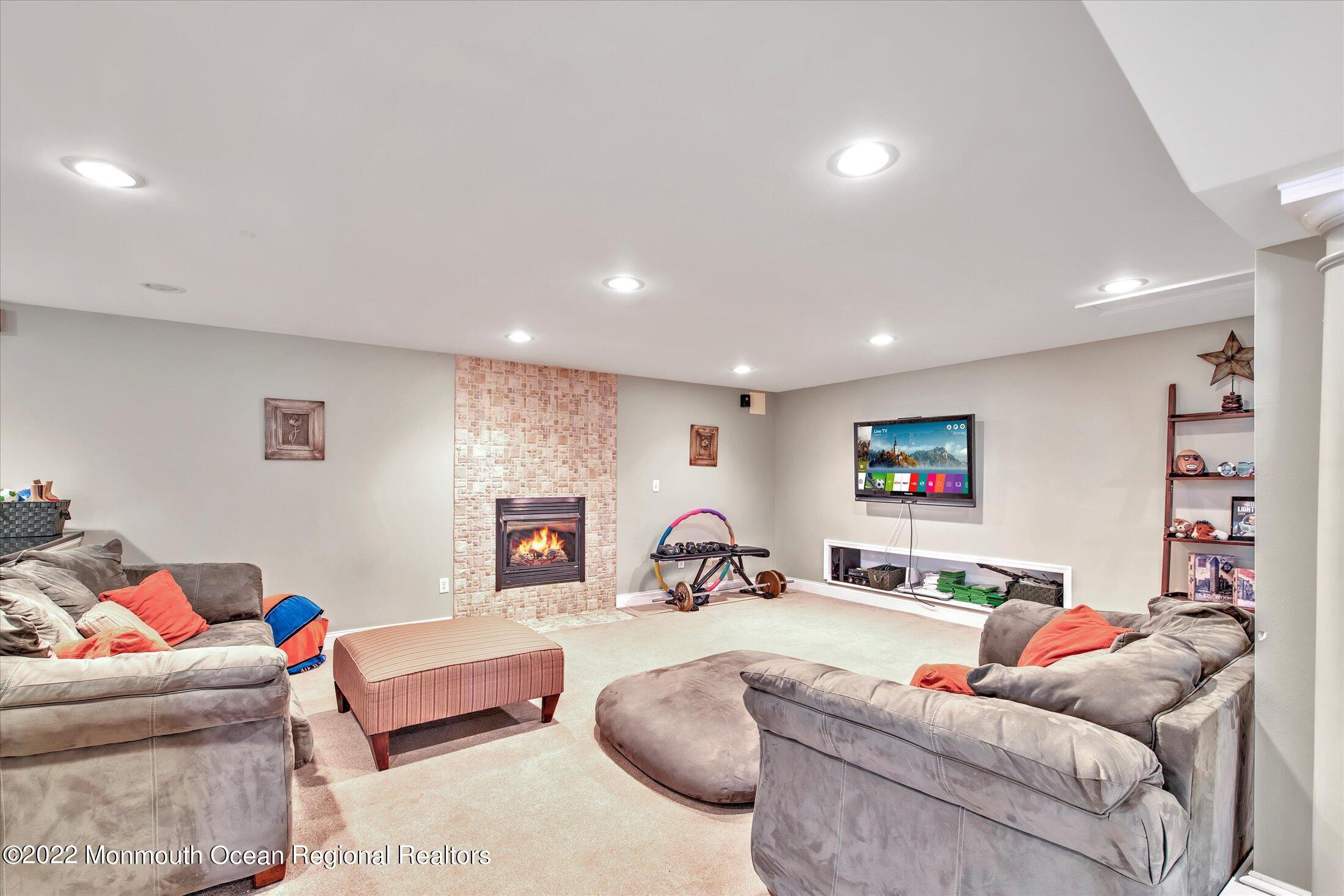 11 Elkridge Way, Manalapan, NJ, 07726 image 37