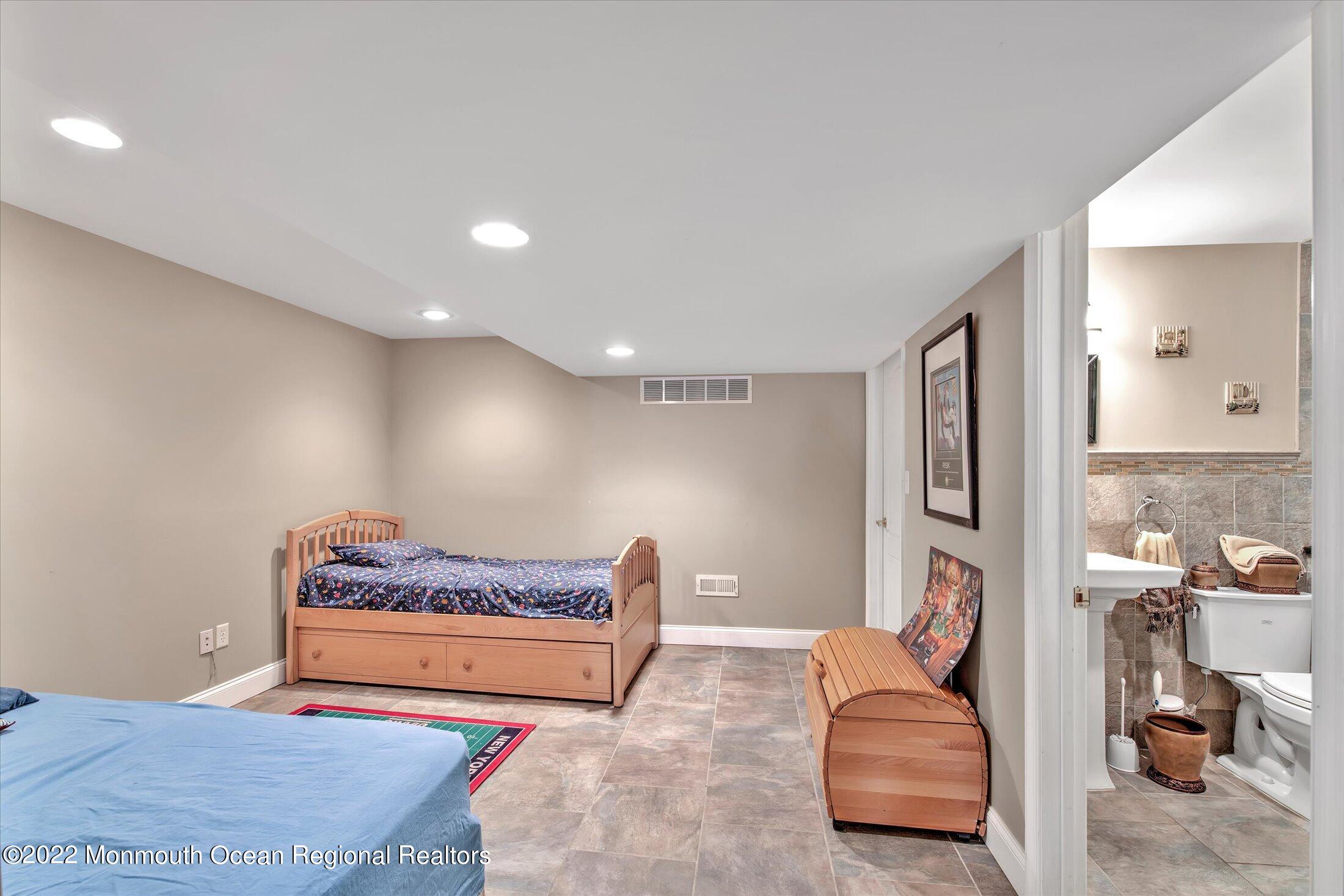 11 Elkridge Way, Manalapan, NJ, 07726 image 40