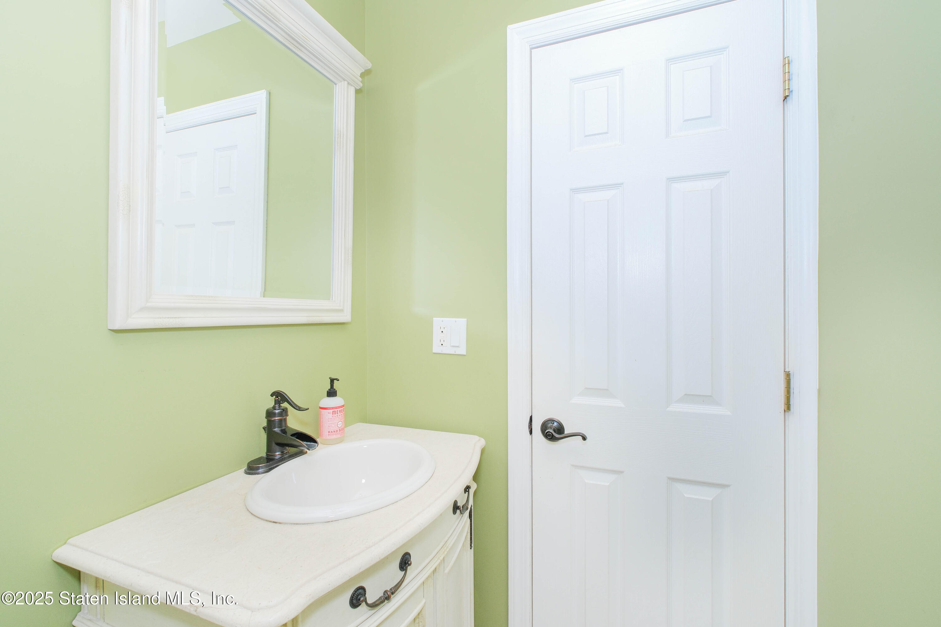 14 Prices Lane, Staten Island, NY, 10314 image 15