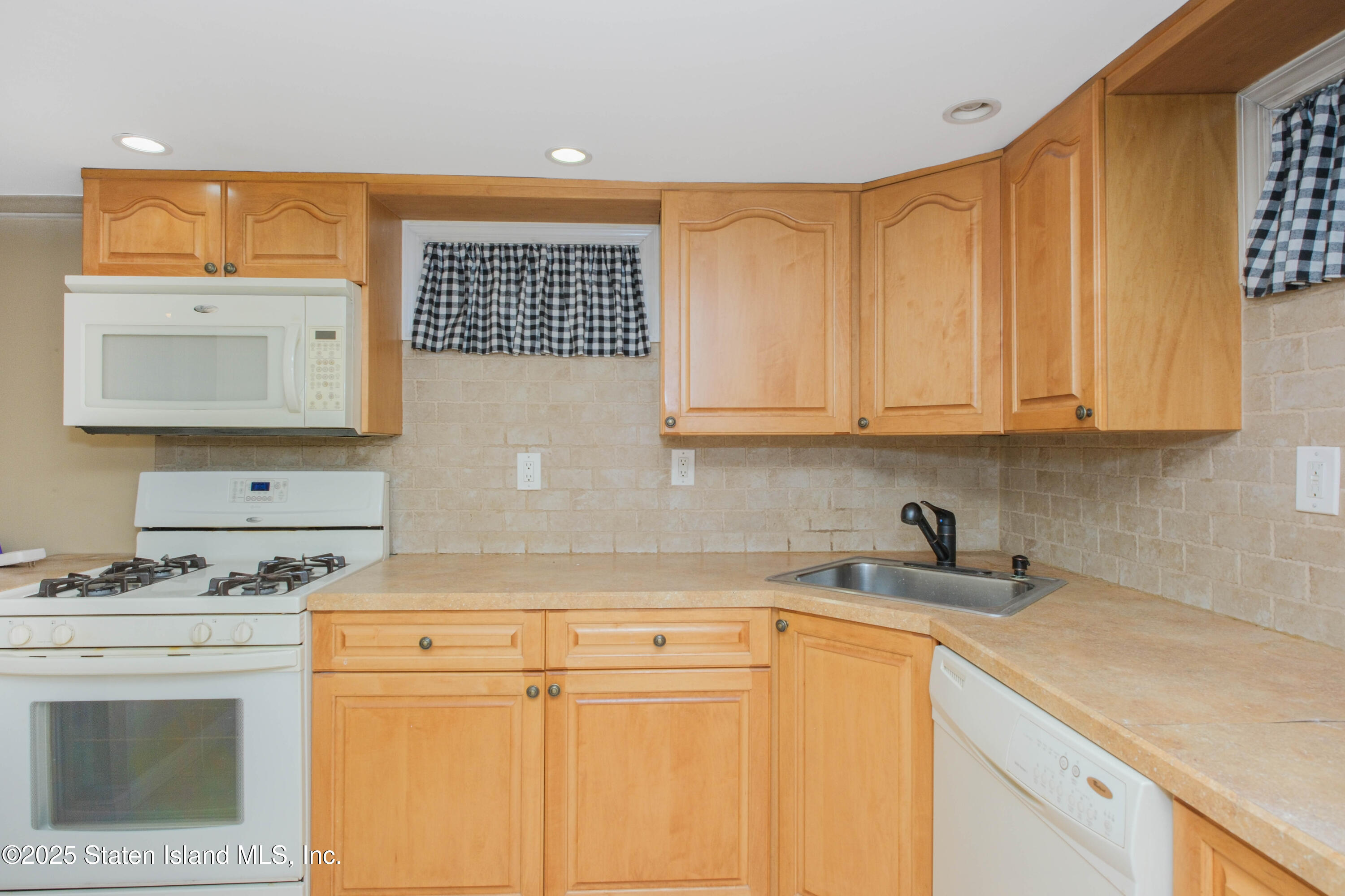 14 Prices Lane, Staten Island, NY, 10314 image 27