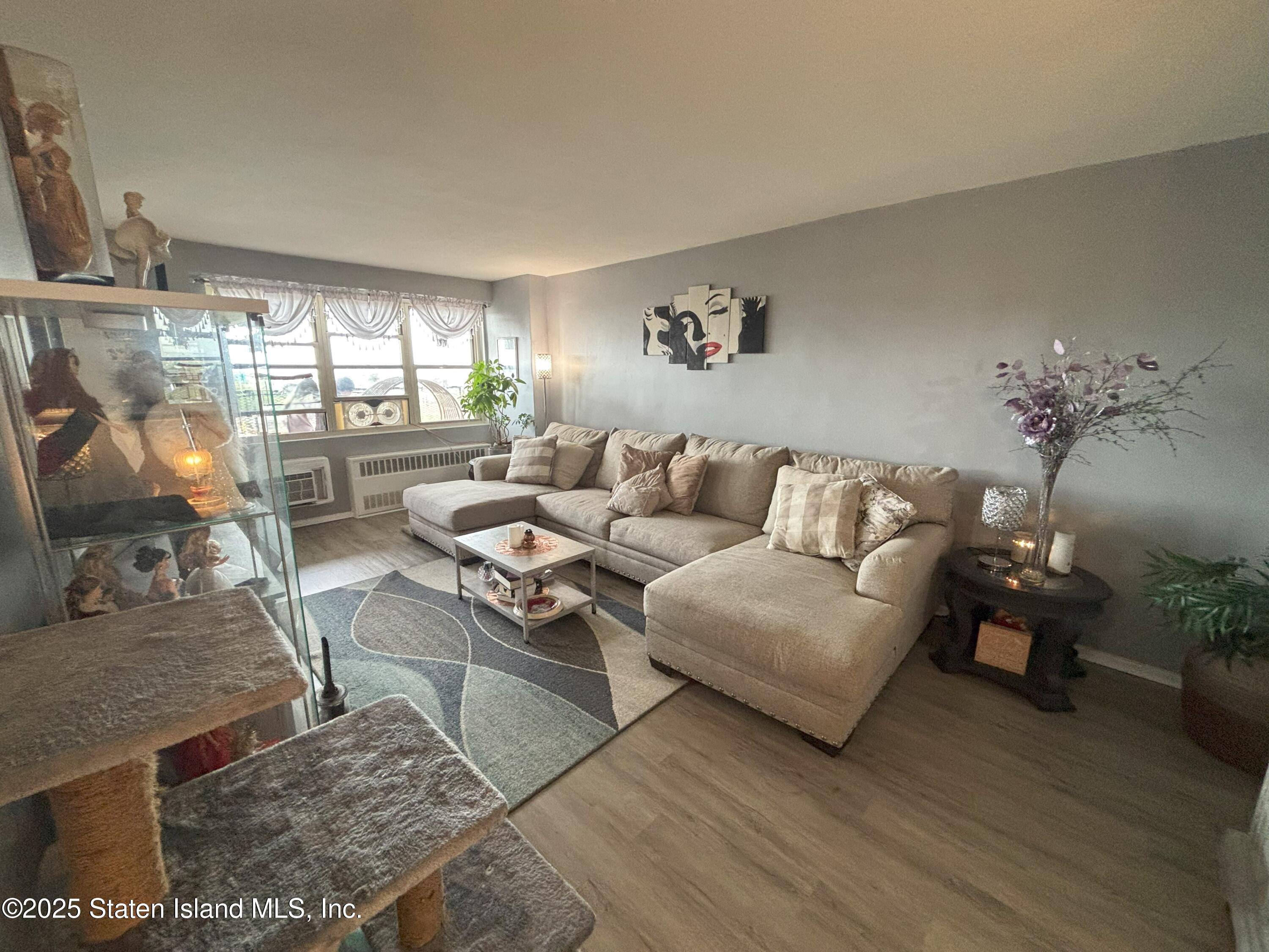 2483 W 16 Street 15f, Brooklyn, NY, 11214
