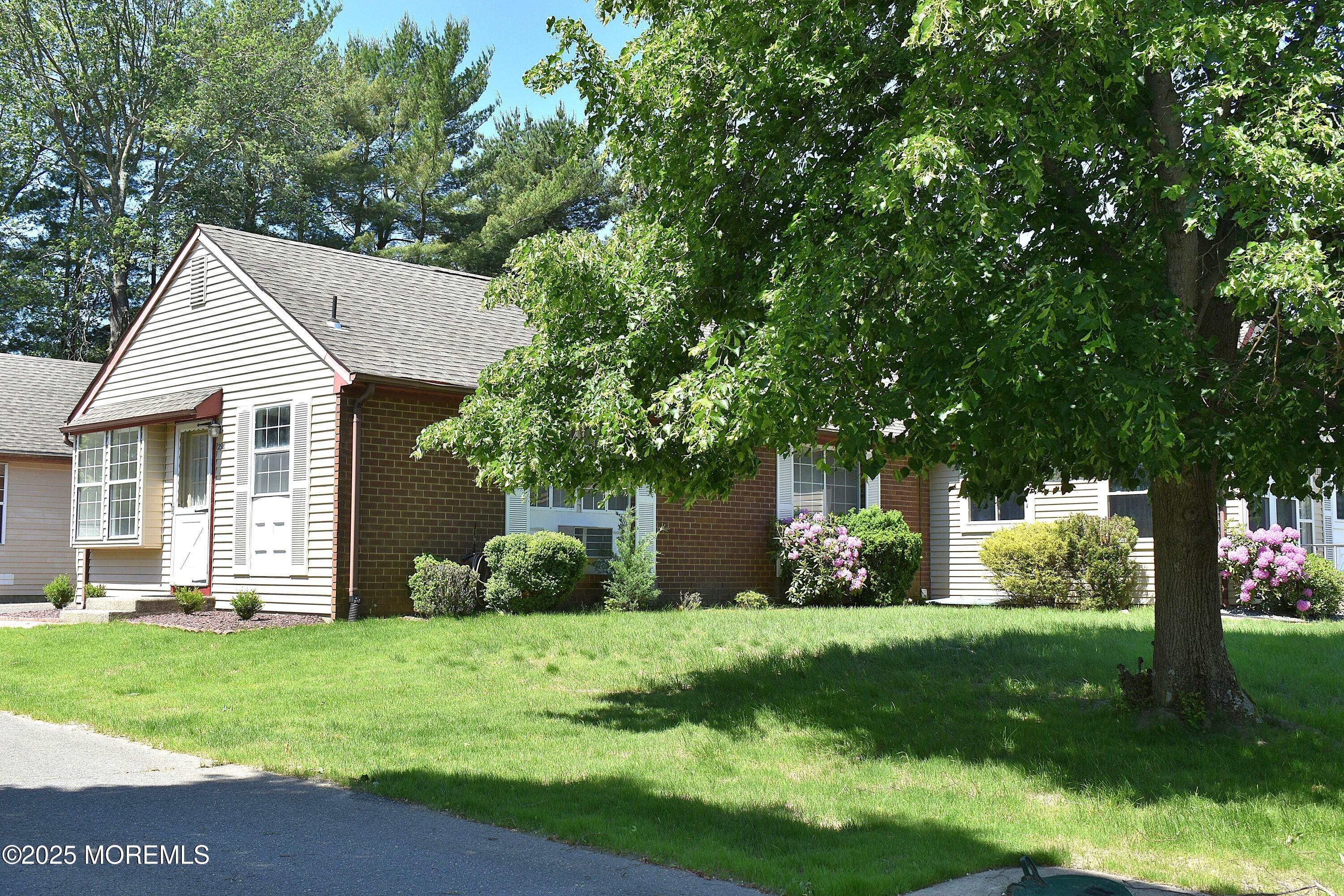 29A Easton Drive 61, Whiting, NJ, 08759