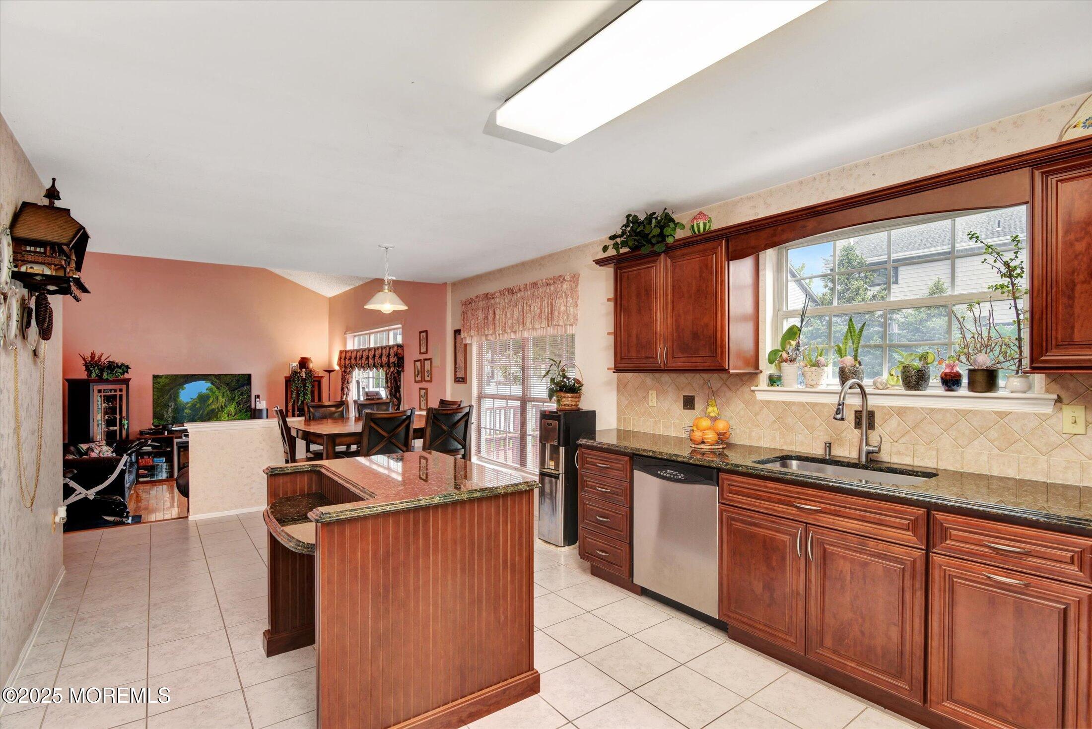 6 Thrush Court, Old Bridge, NJ, 08857 image 12