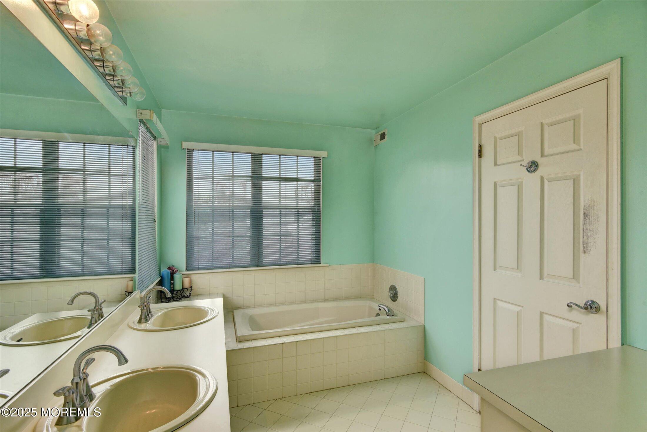 6 Thrush Court, Old Bridge, NJ, 08857 image 28